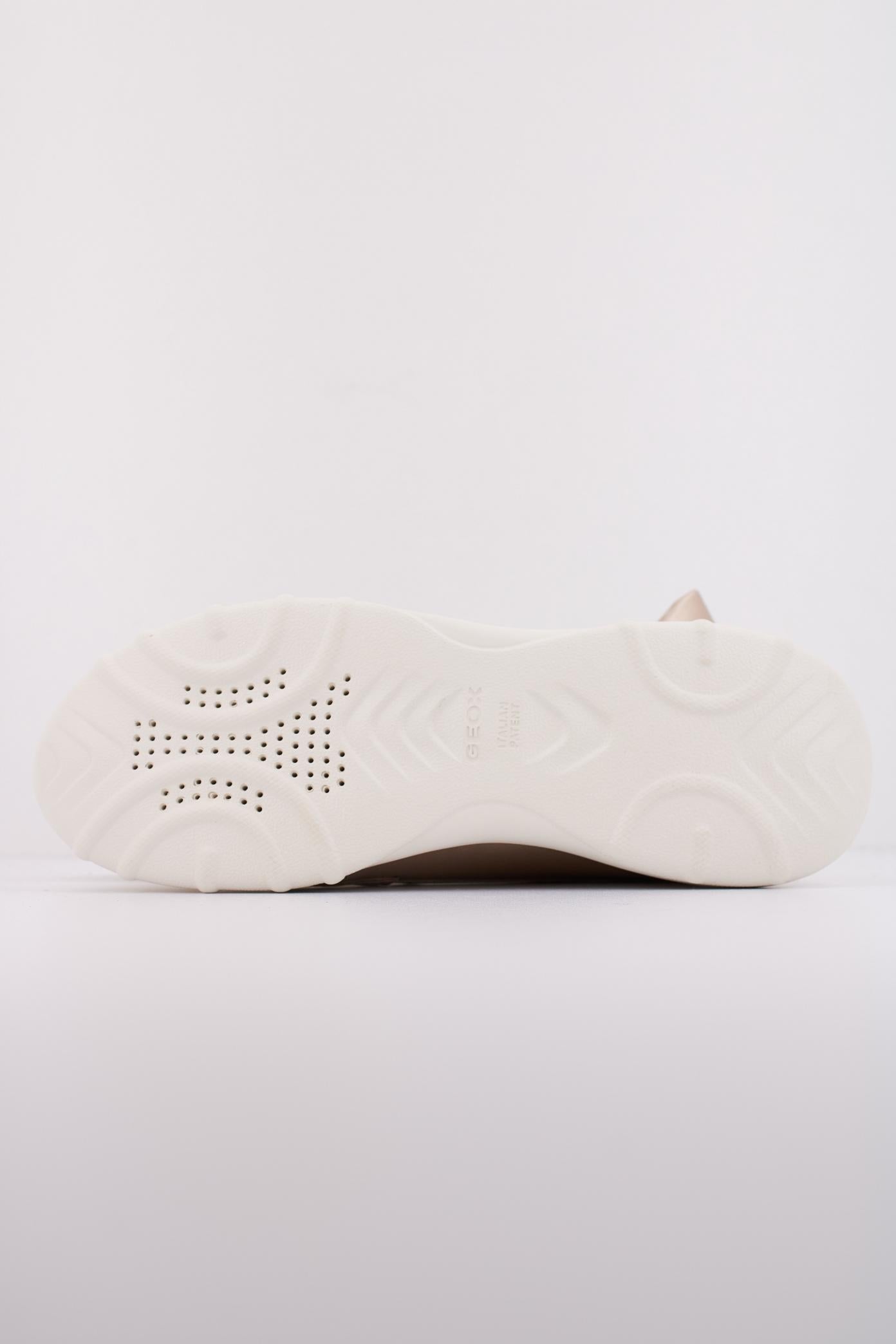 GEOX D ALLENIEE en color ORO  (5)