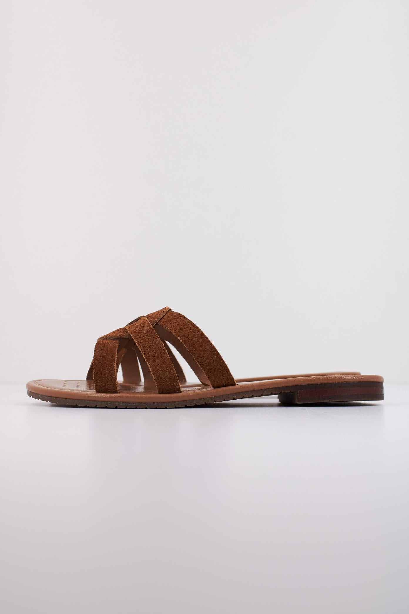 GEOX  D SOZY S en color MARRON  (1)