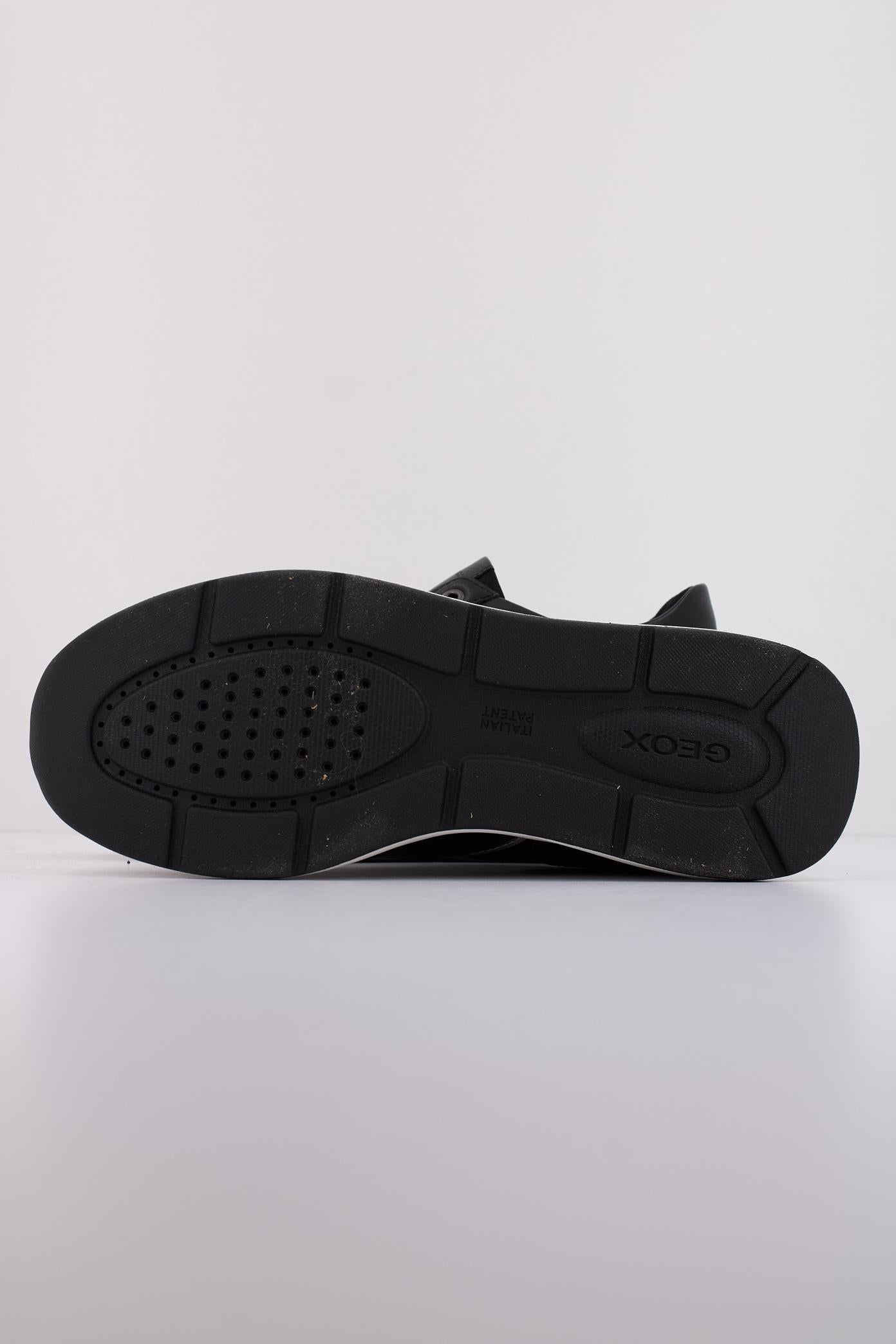 GEOX  D CRISTAEL en color NEGRO  (5)