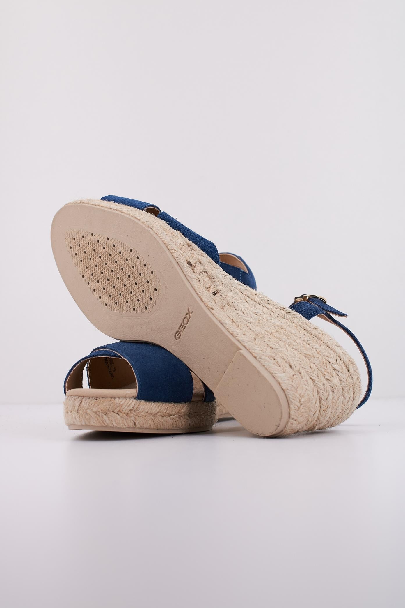 GEOX D GELSA LOW en color AZUL  (5)