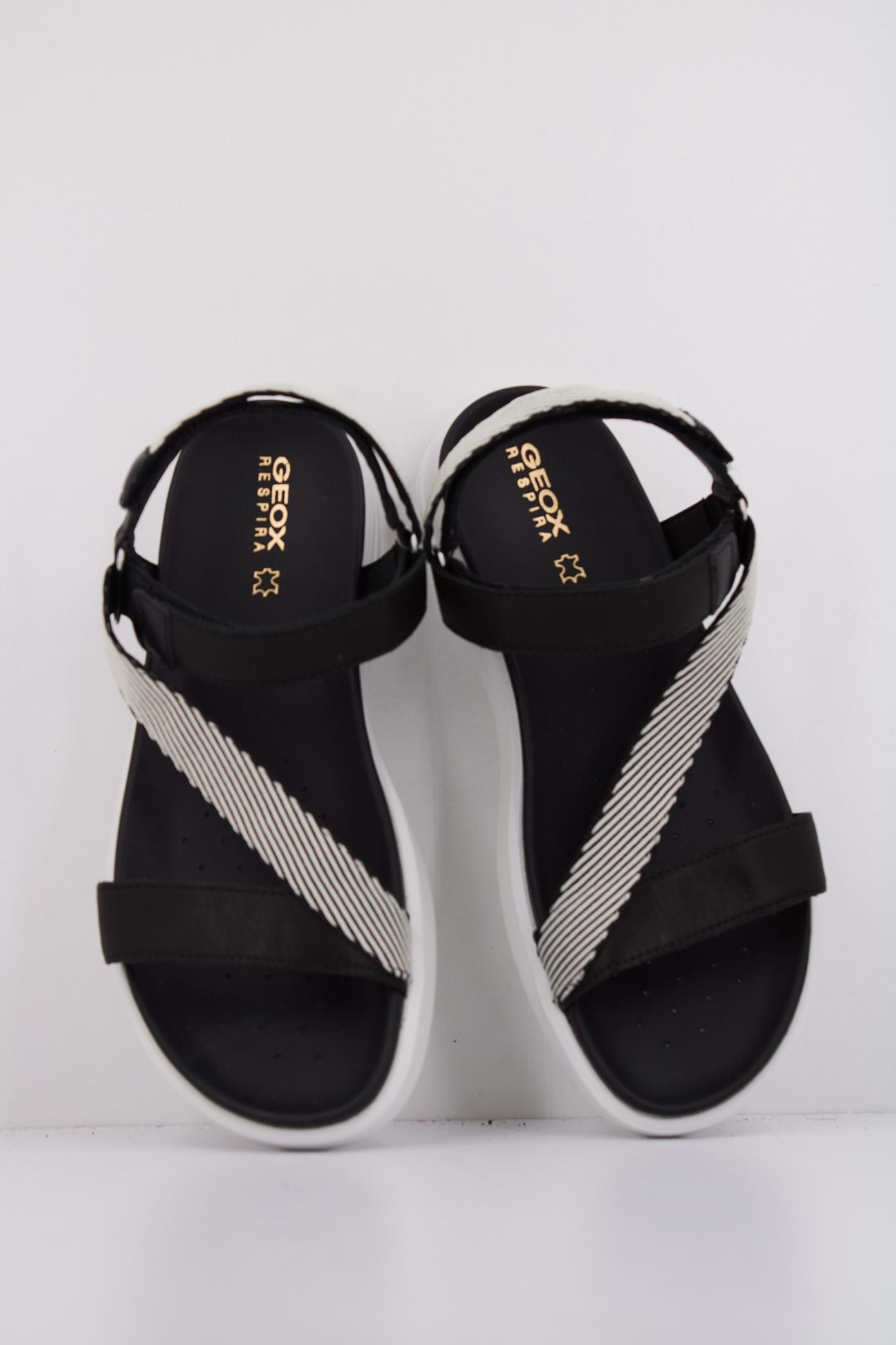 GEOX D XAND S en color NEGRO  (3)