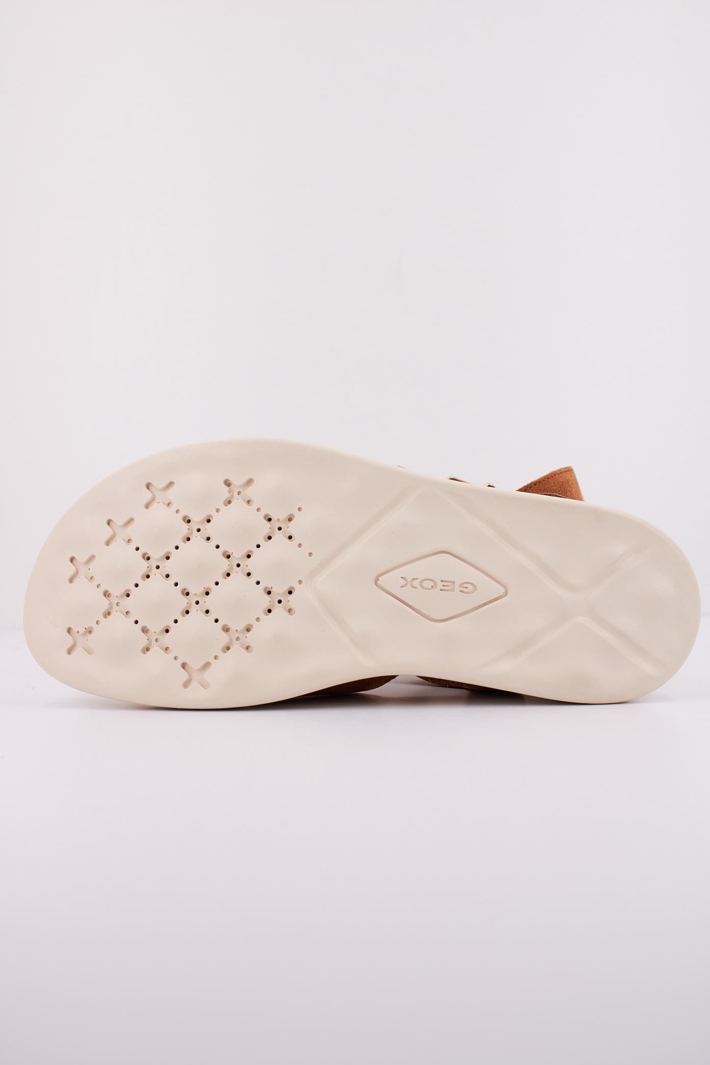 GEOX  D XAND S en color MARRON  (5)