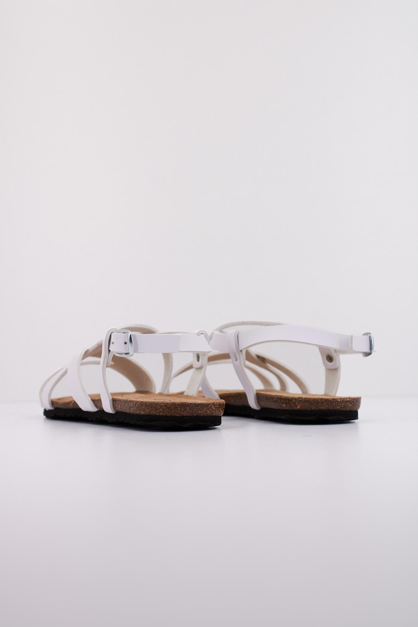 GEOX D BRIONIA LOW en color BLANCO  (4)