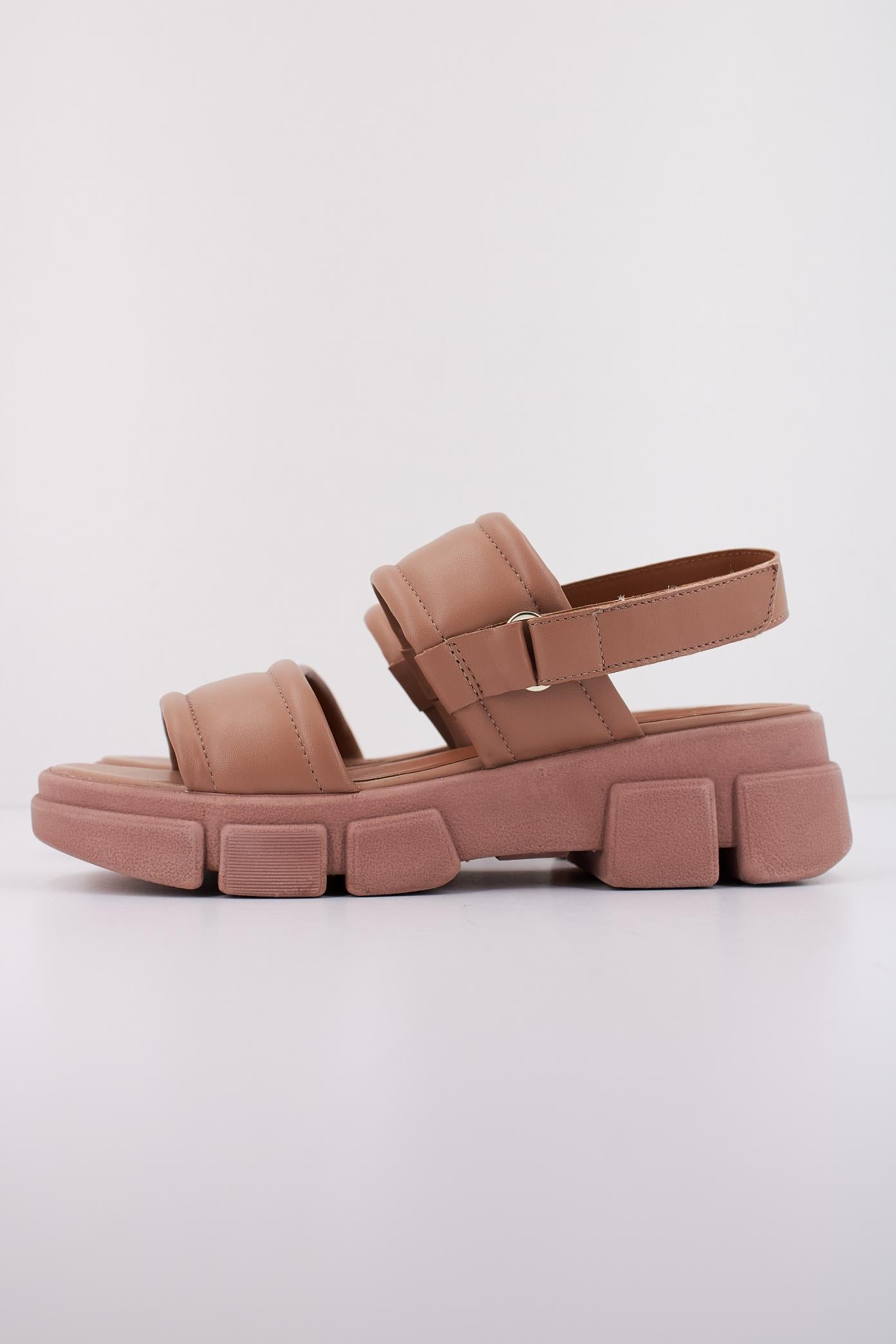 GEOX D LISBONA en color ROSA  (1)