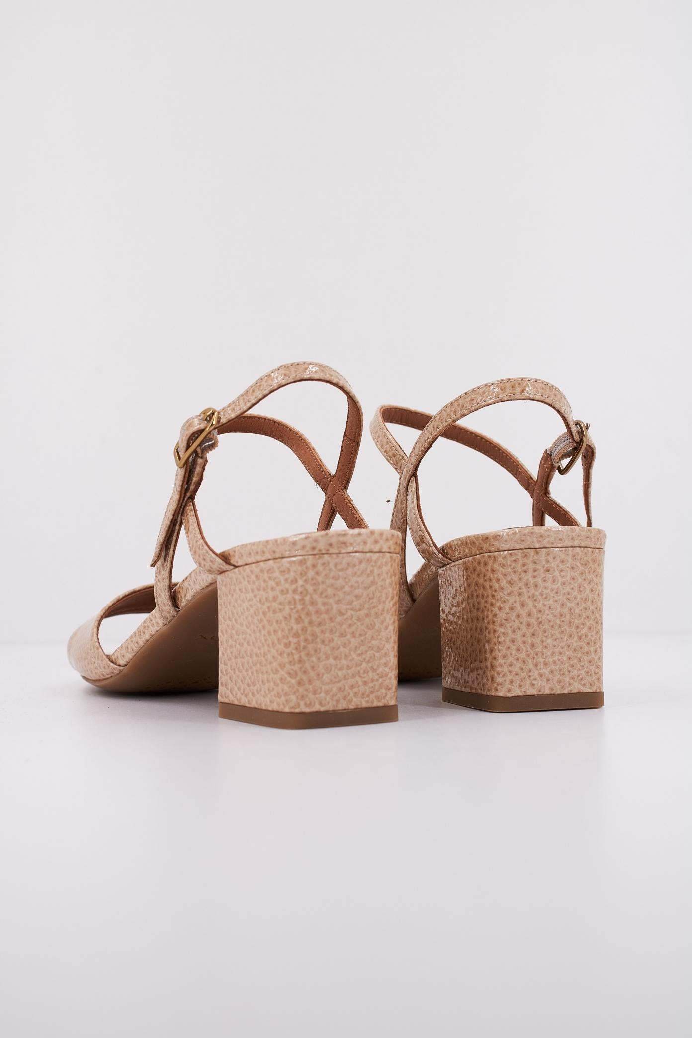 GEOX D NEW ERAKLIA  en color MARRON  (4)