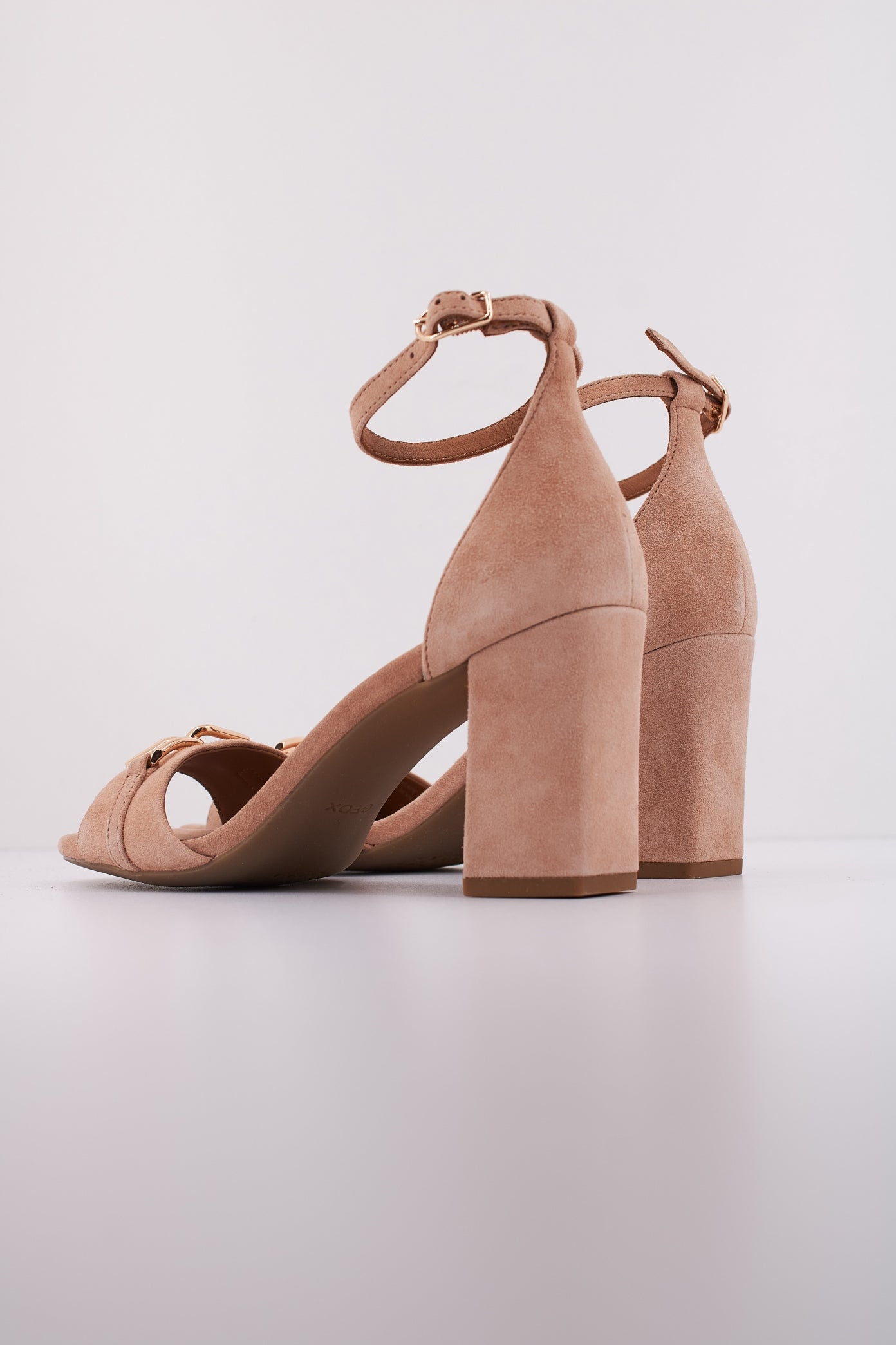 GEOX D NEW ERAKLIA  en color NUDE  (5)