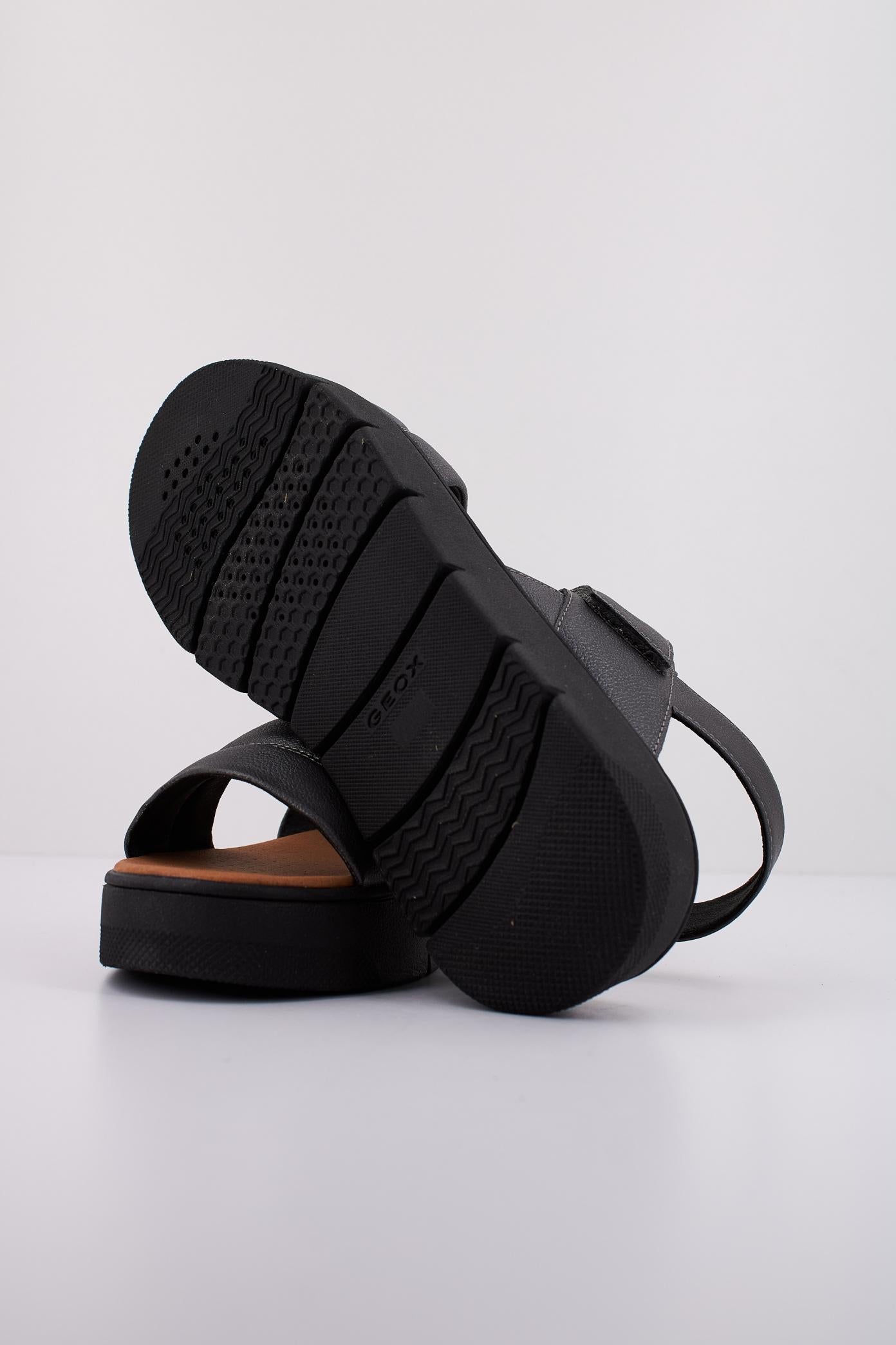 GEOX D DANDRA  en color GRIS  (5)
