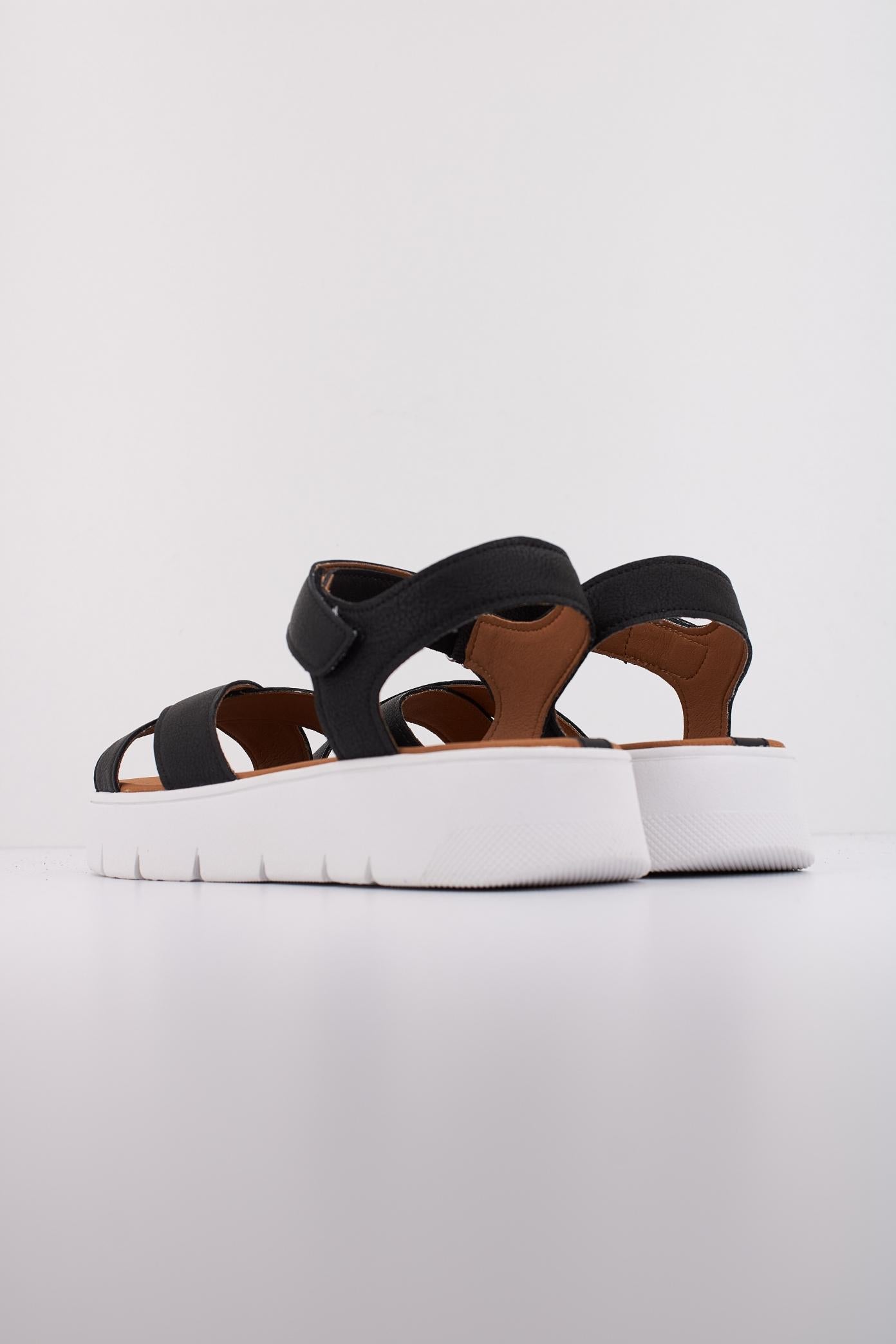 GEOX D DANDRA  en color NEGRO  (4)