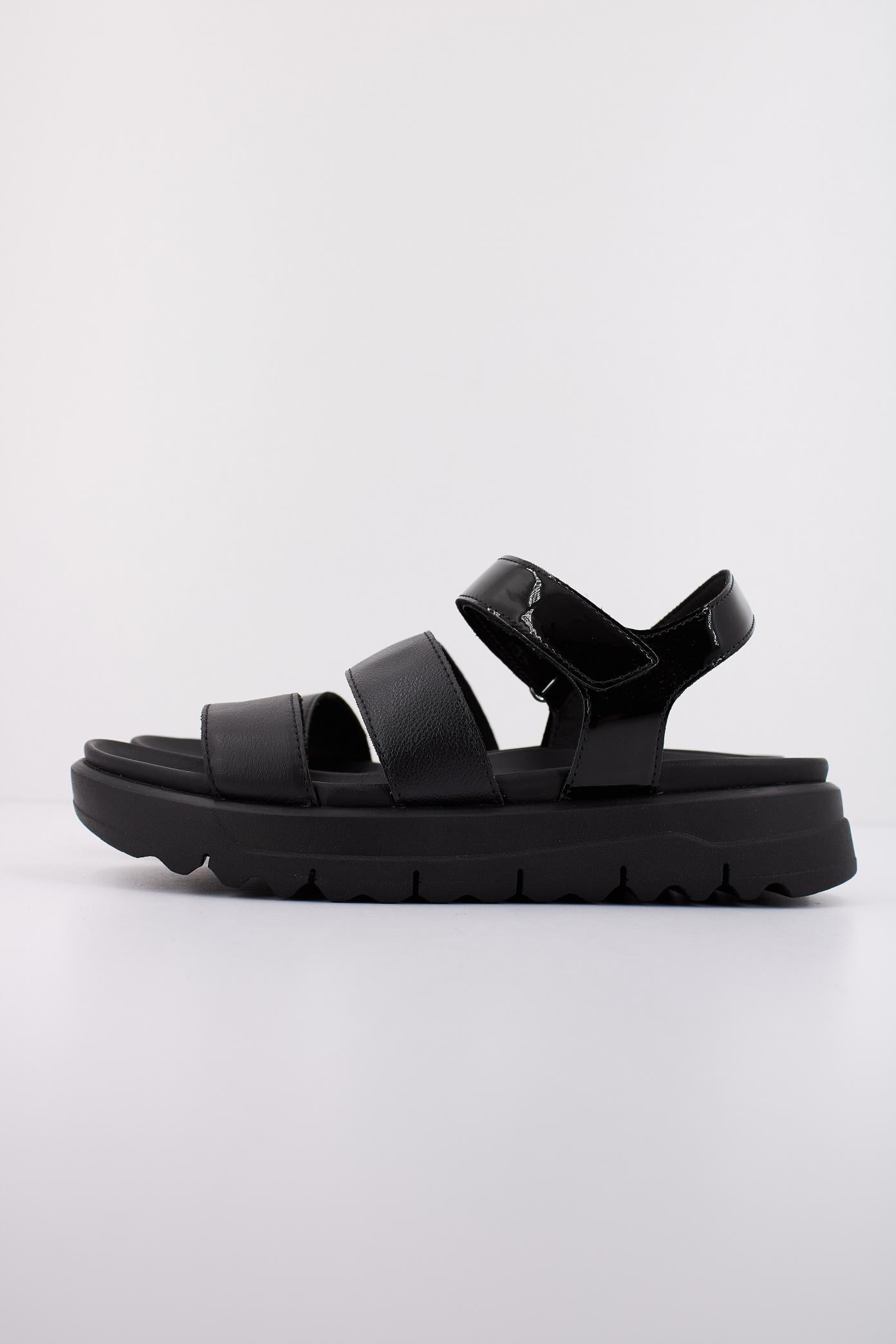 GEOX D XAND .S en color NEGRO  (1)