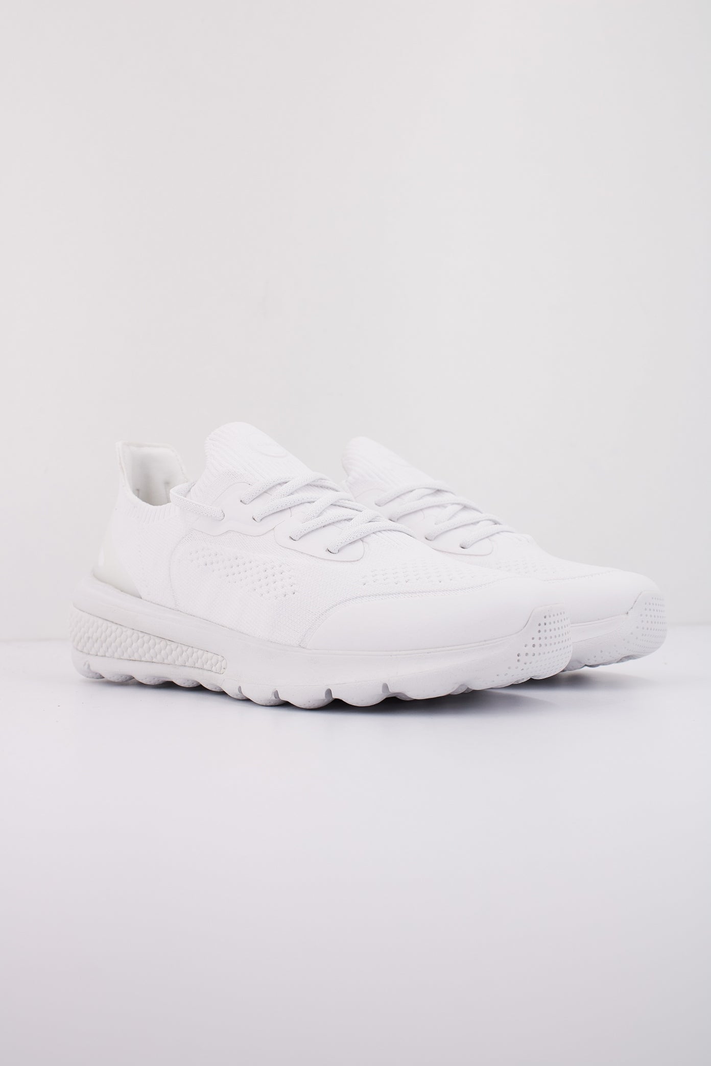 GEOX D SPHERICA ACTIF en color BLANCO  (2)