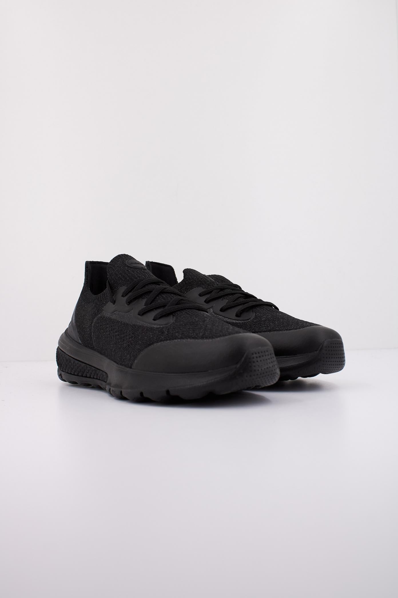 GEOX D SPHERICA ACTIF en color NEGRO  (2)