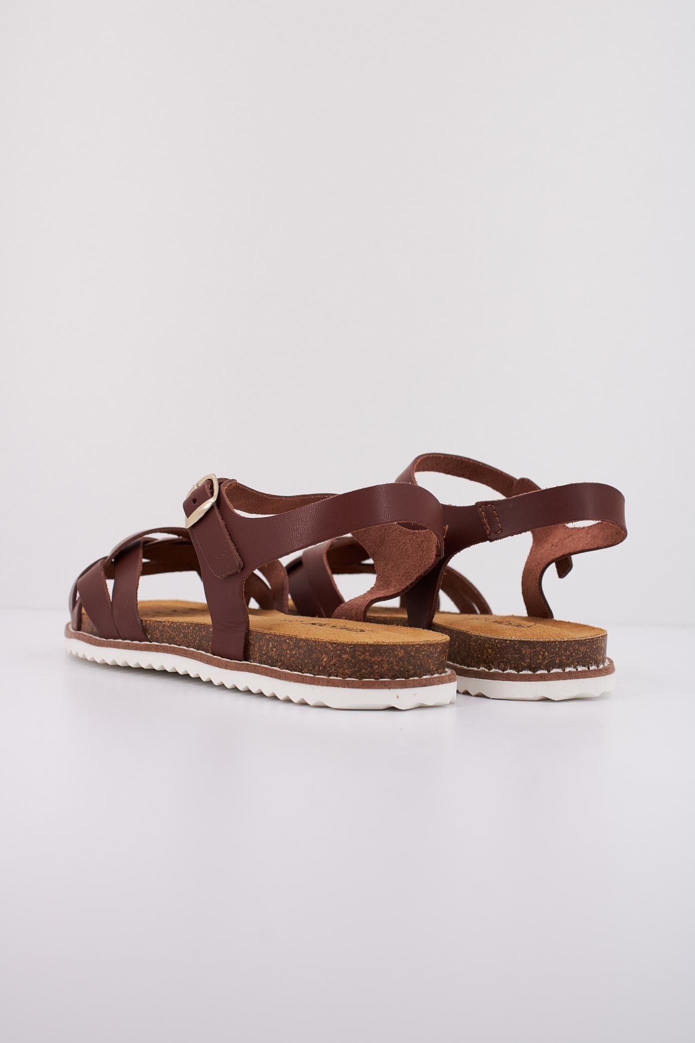 GEOX D LEUCA en color MARRON  (4)