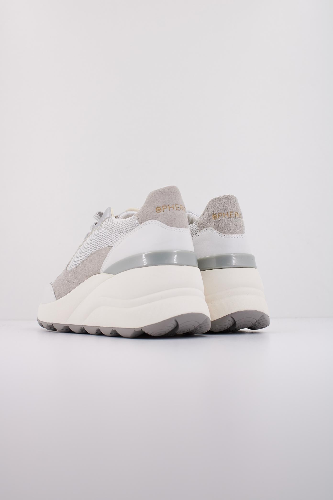 GEOX D SPHERICA EC en color BLANCO  (4)