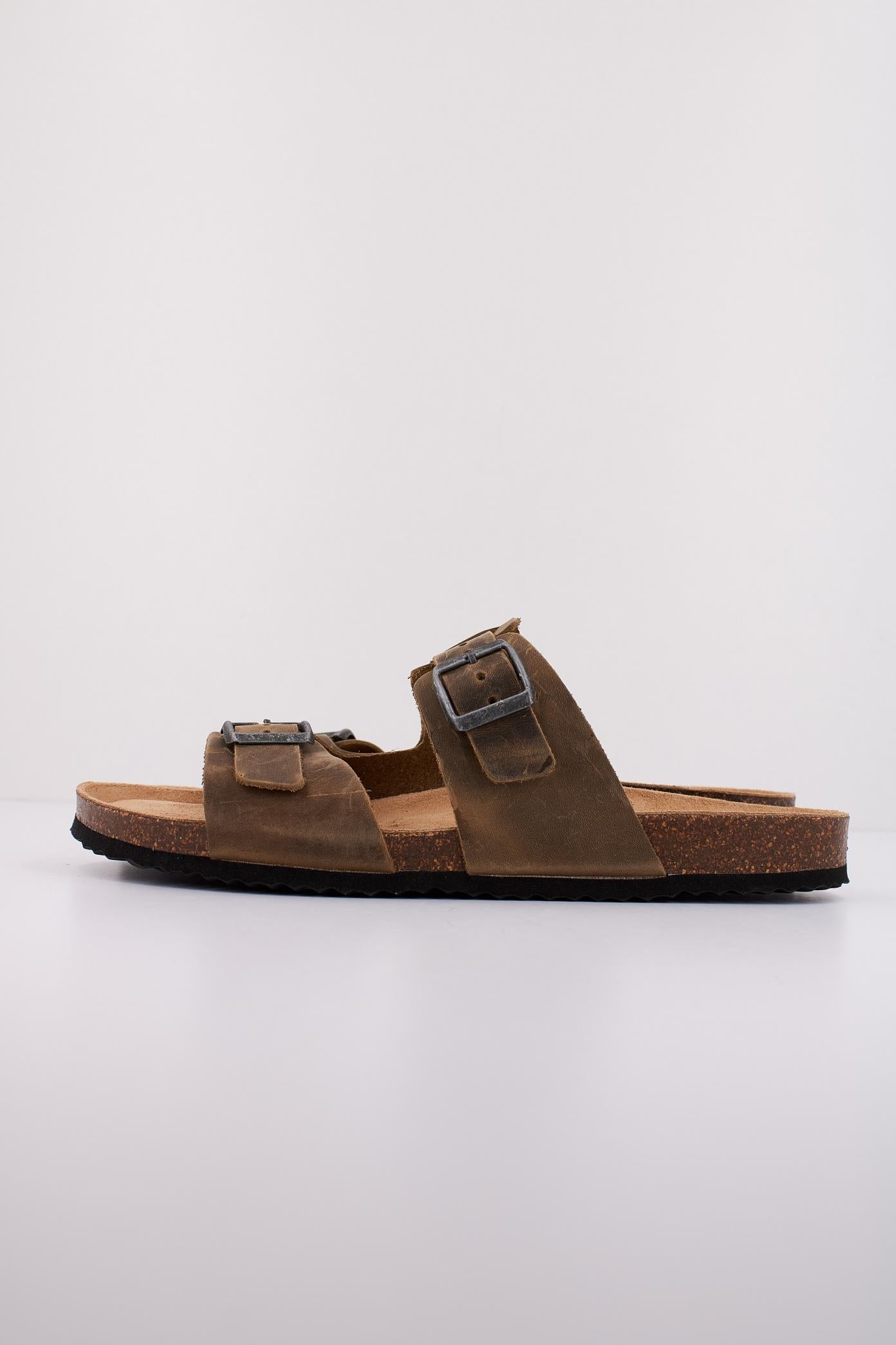 GEOX U SANDAL GHITA en color VERDE  (1)