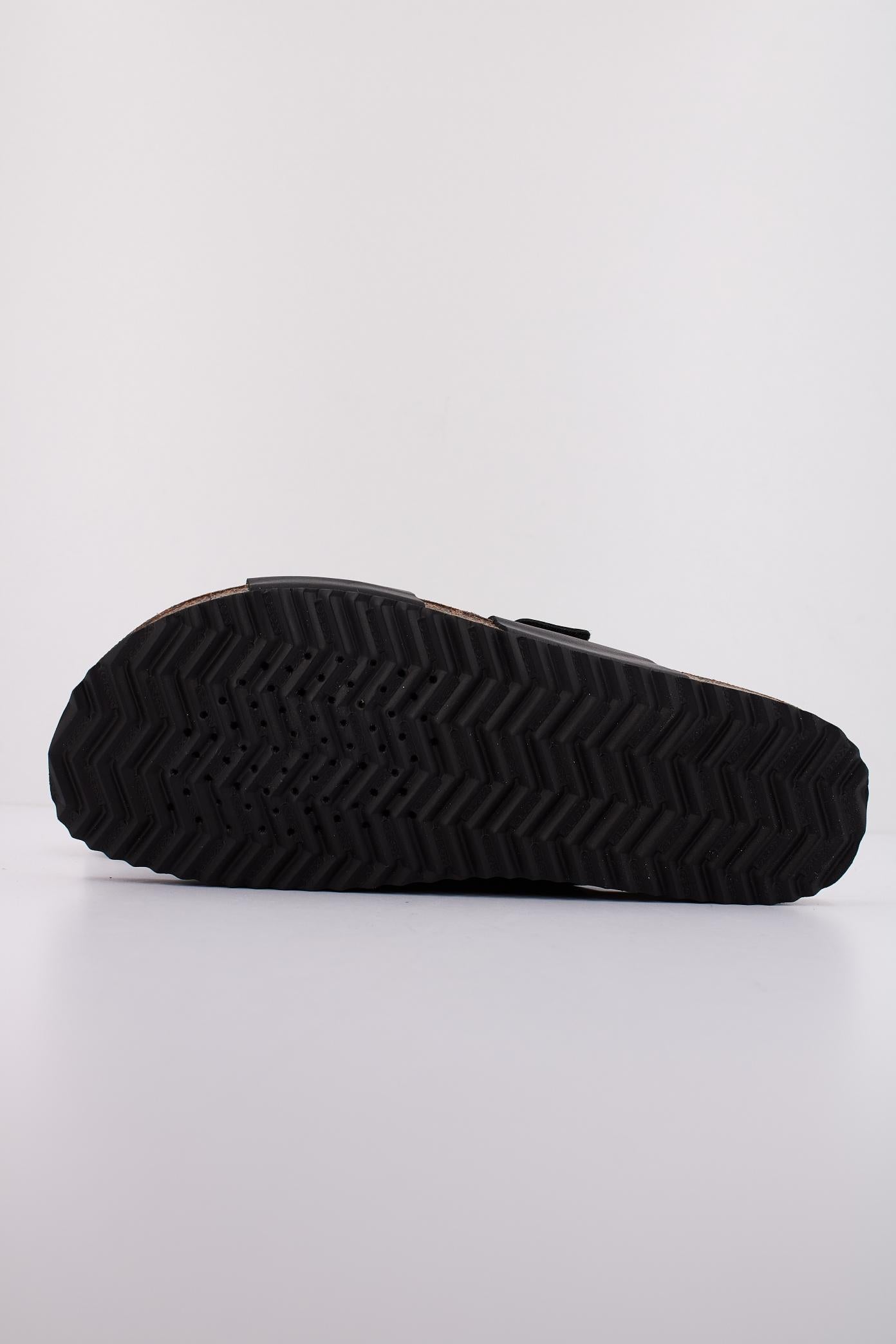 GEOX U SANDAL GHITA en color NEGRO  (5)