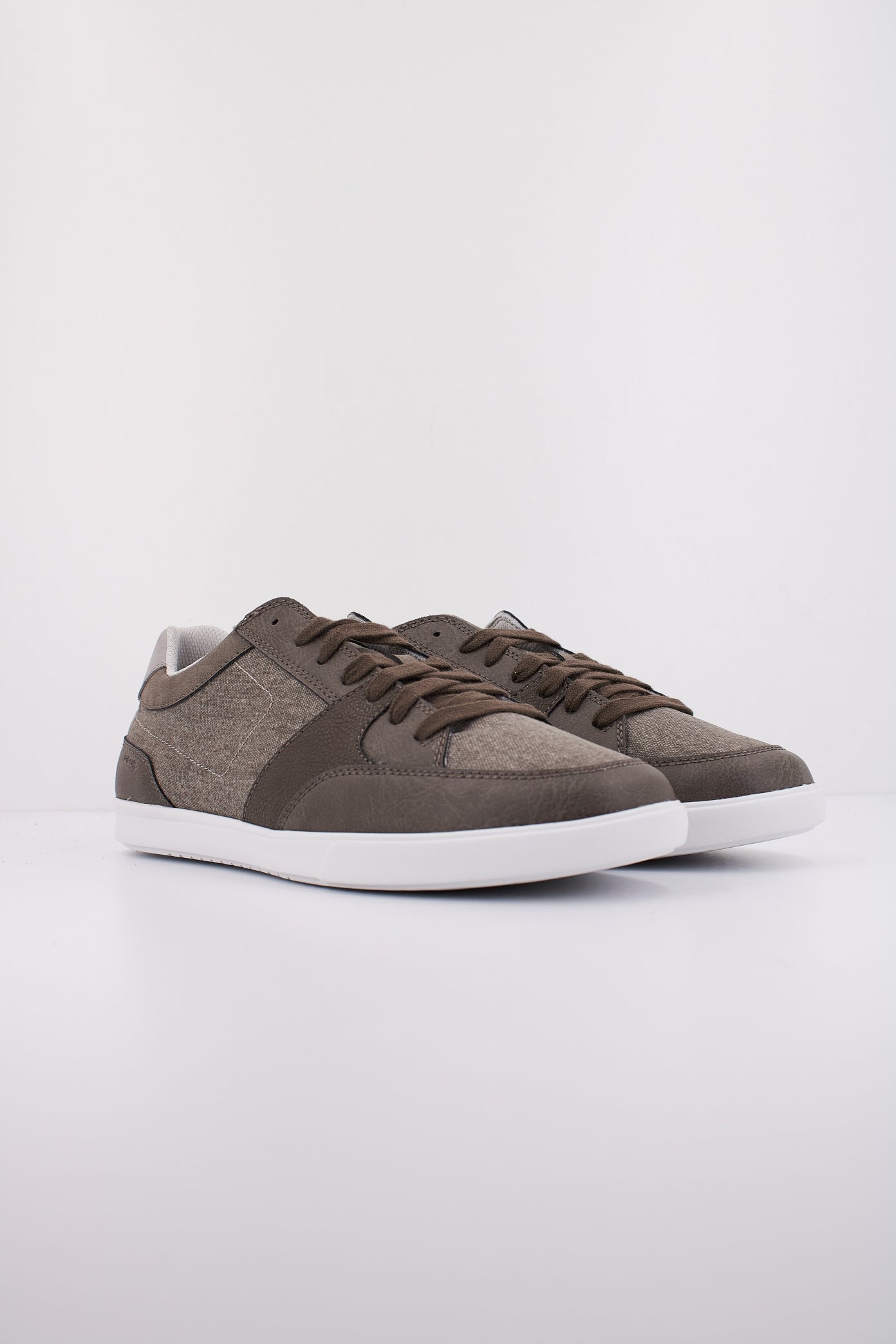 GEOX U WALEE en color MARRON  (1)