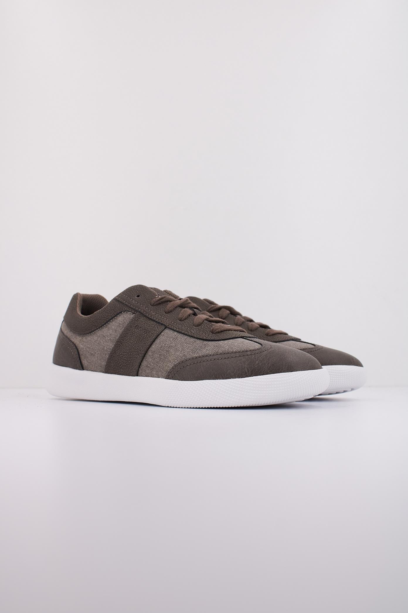 GEOX  U RIETI en color MARRON  (2)