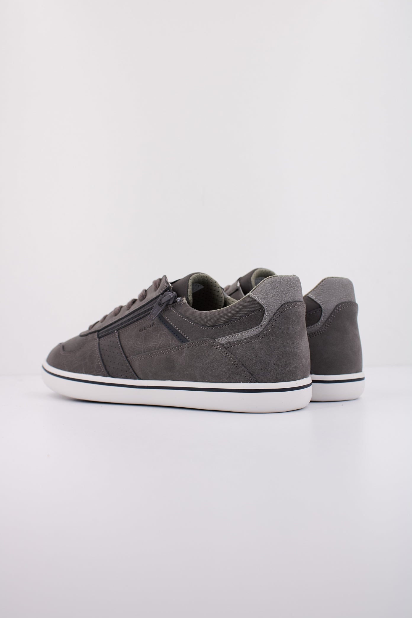 GEOX  U ELVER en color GRIS  (4)