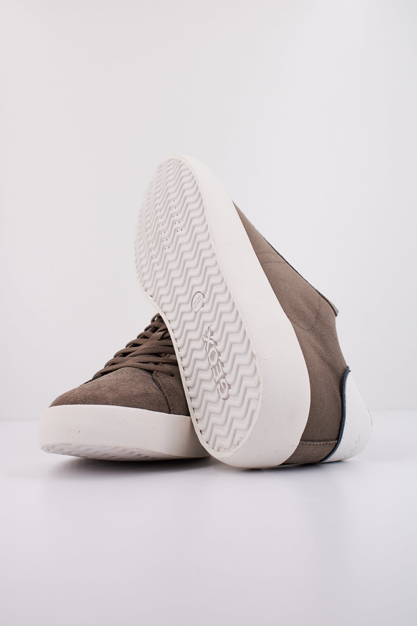 GEOX U AFFILE en color GRIS  (5)