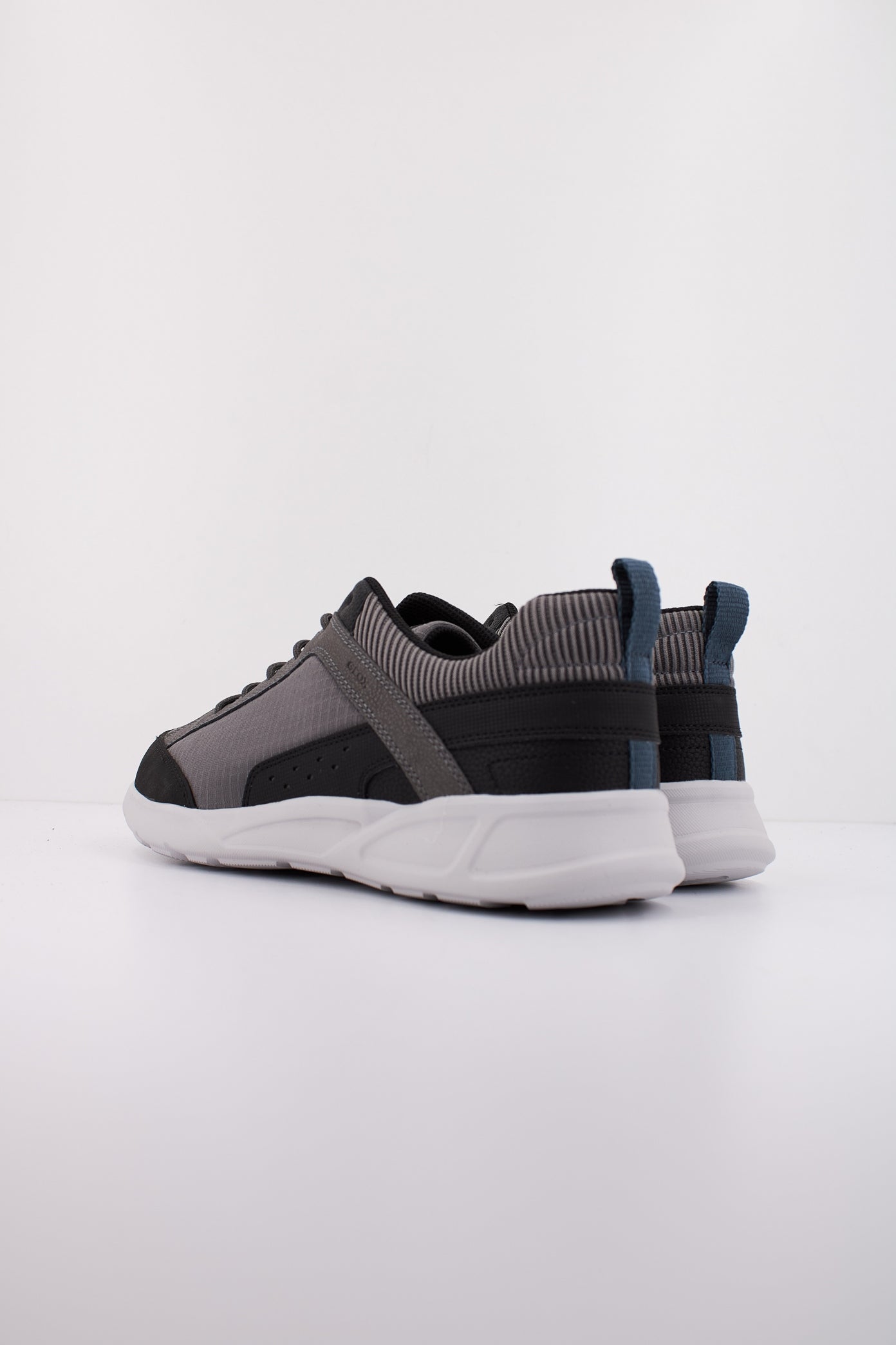 GEOX U SANZIO en color GRIS  (4)