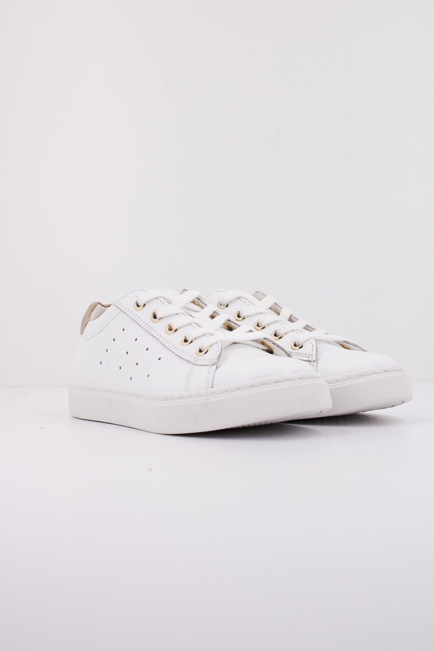 GEOX  J NASHIK GIRL en color BLANCO  (2)