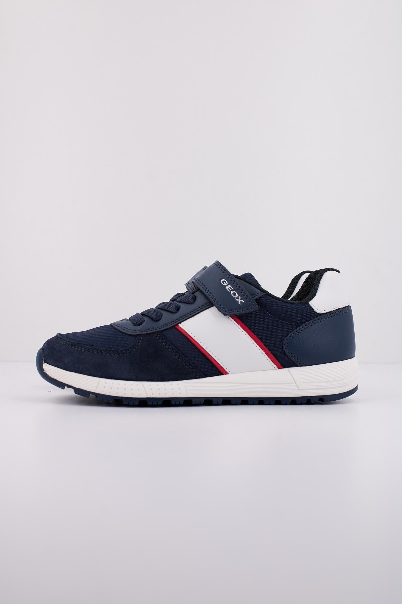 GEOX J ALBEN BOY en color AZUL  (1)