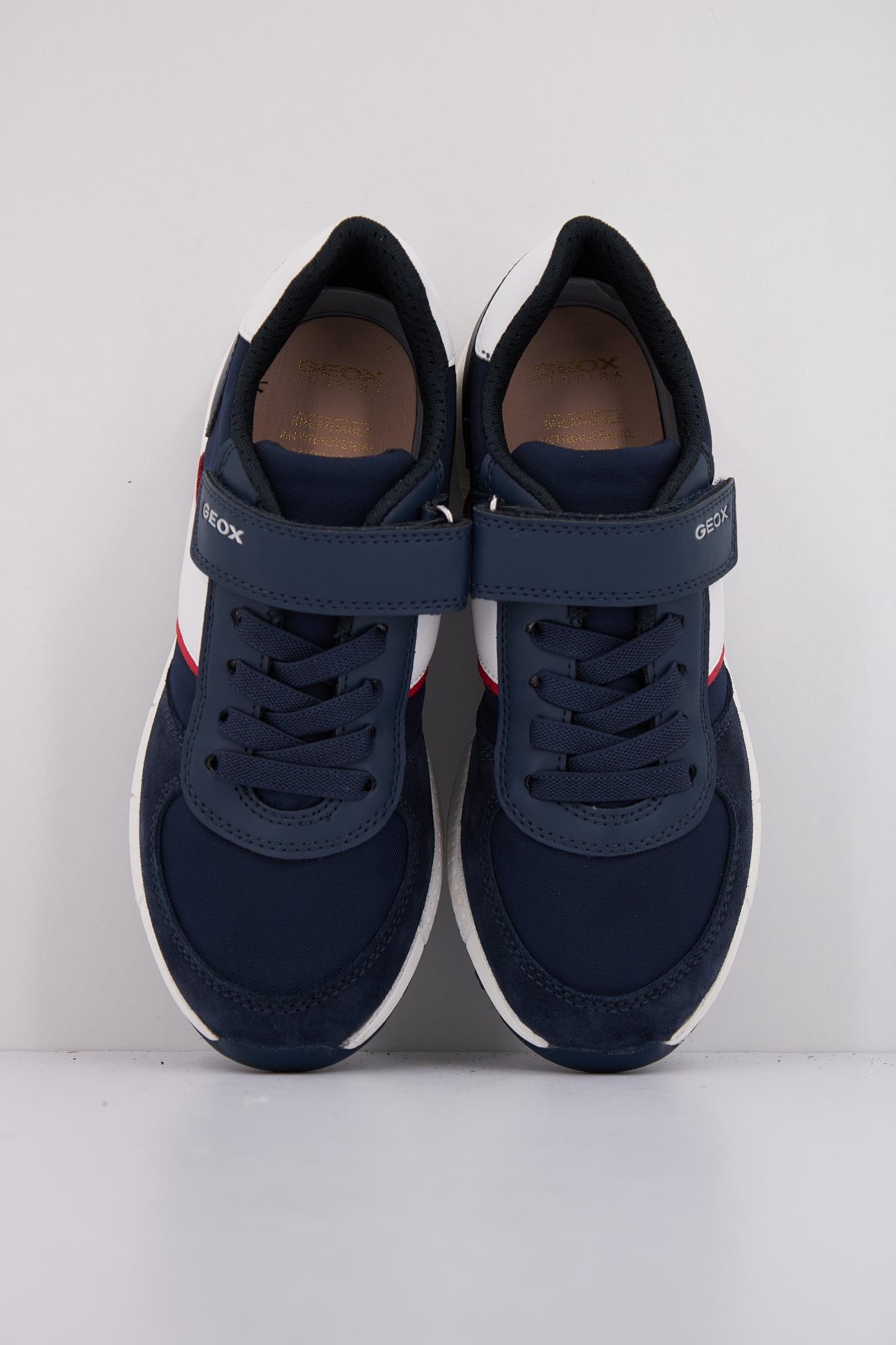GEOX J ALBEN BOY en color AZUL  (3)