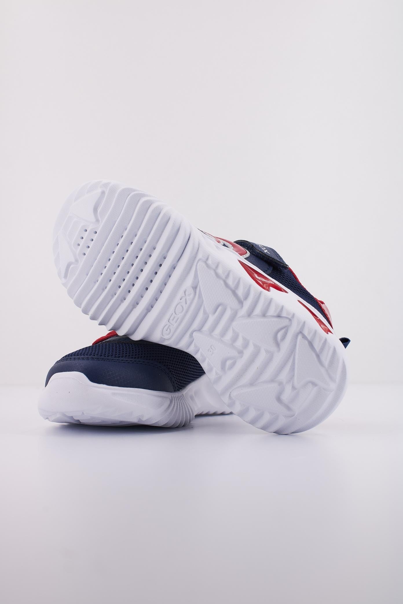 GEOX J ASSISTER BOY en color AZUL  (5)