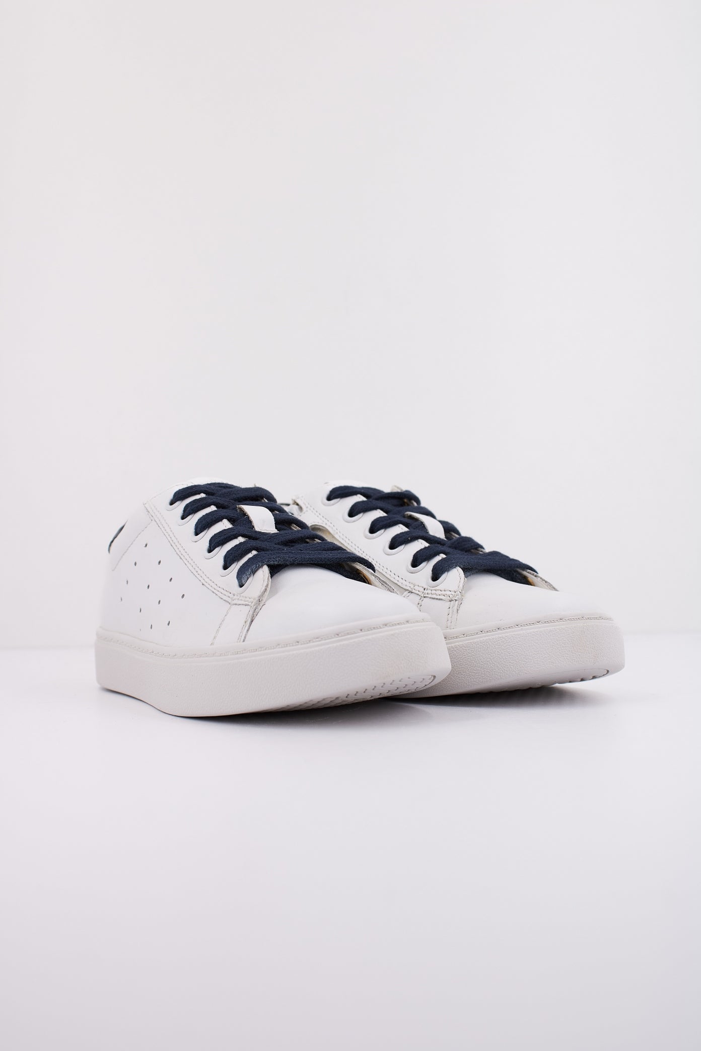 GEOX J NASHIK BOY en color BLANCO  (2)