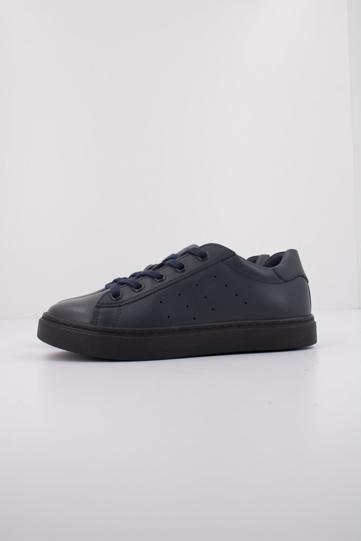 GEOX J NASHIK BOY en color AZUL  (1)