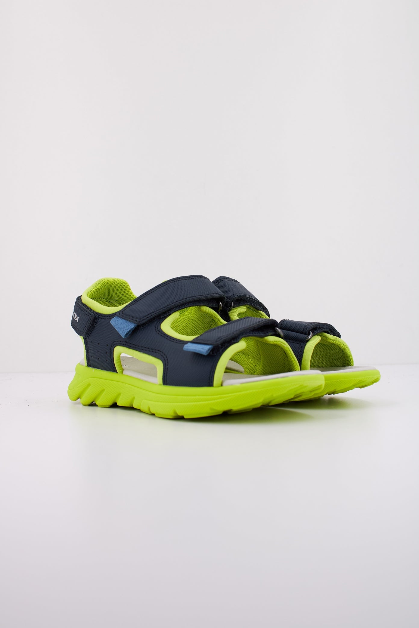 GEOX J SANDAL AIRADYUM BO en color AZUL  (2)