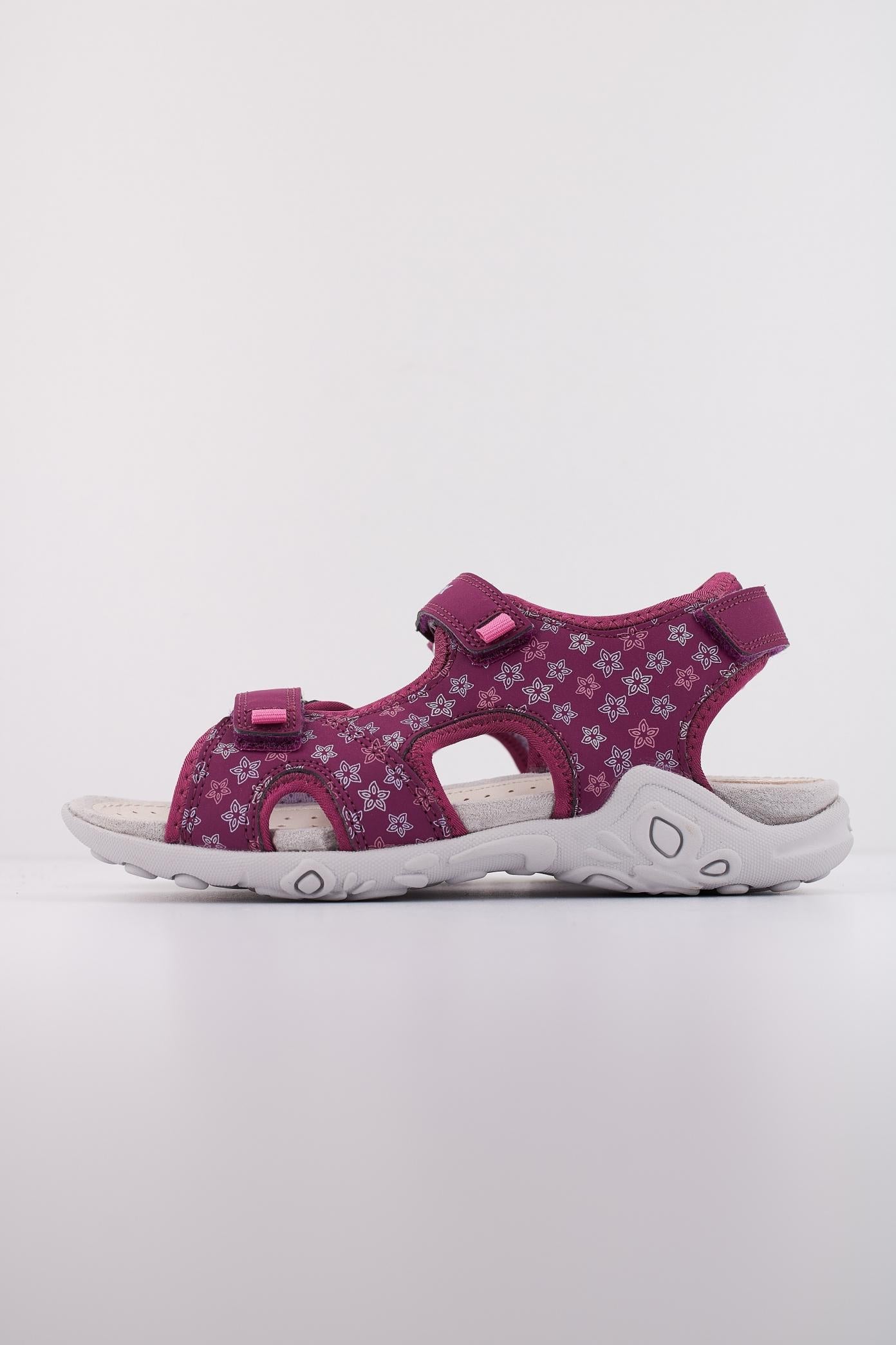 GEOX J SANDAL WHINBERRY G en color BURDEOS  (1)