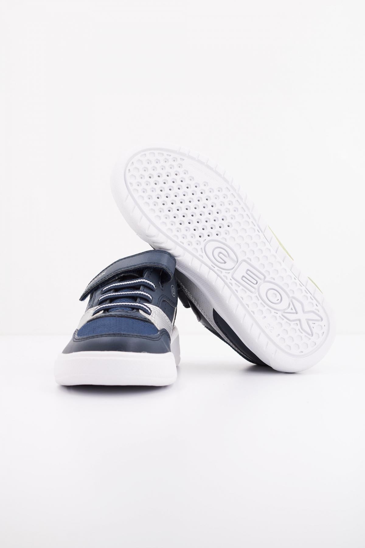 GEOX J ILLUMINUS BOY en color AZUL  (5)
