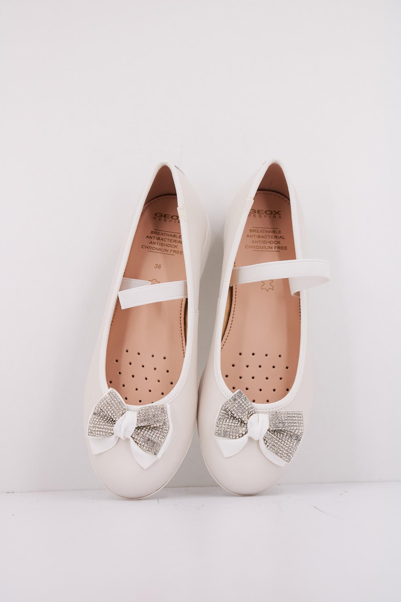 GEOX JR PLIE' en color BLANCO  (3)