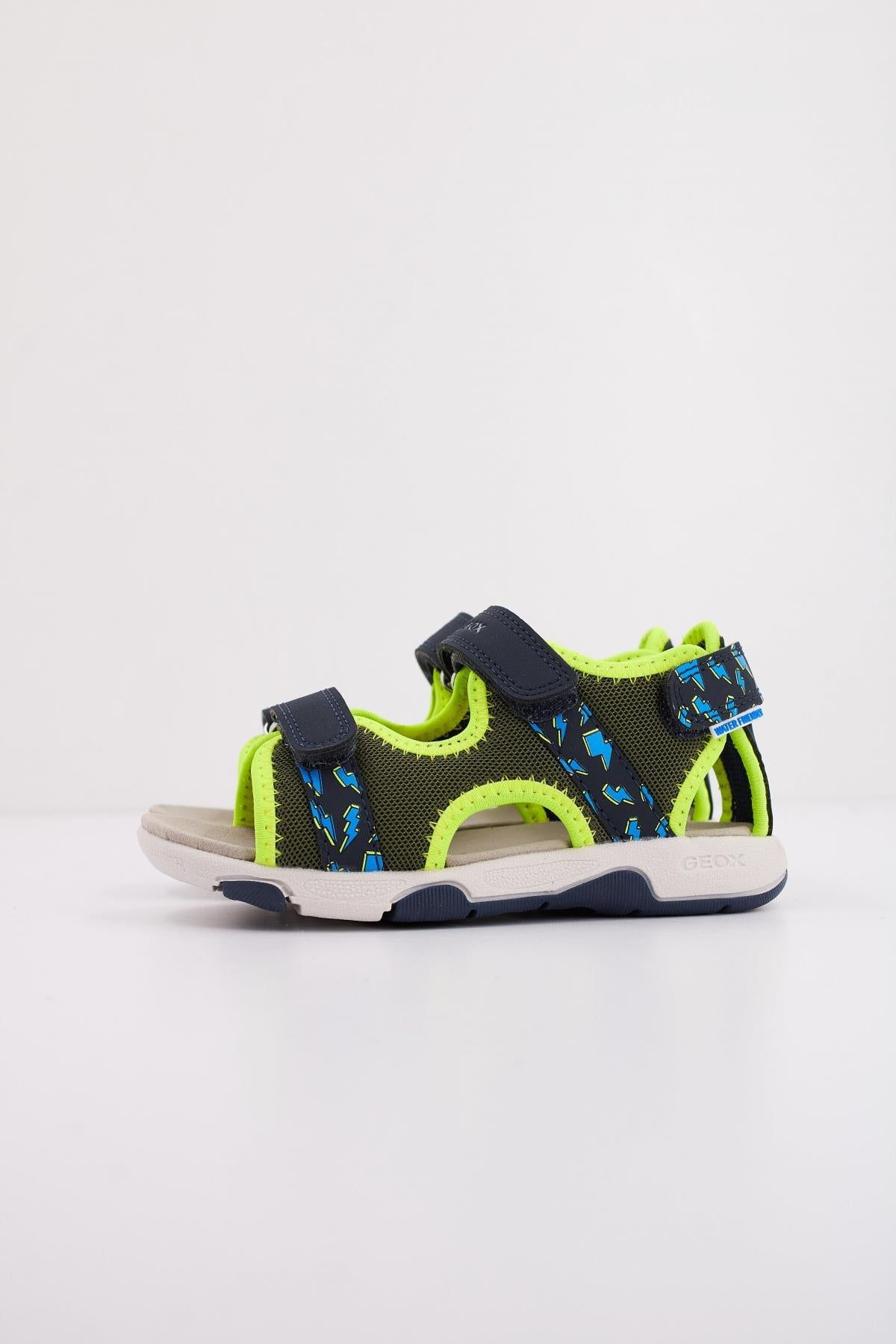 GEOX  B SANDAL MULTY BOY en color VERDE  (1)