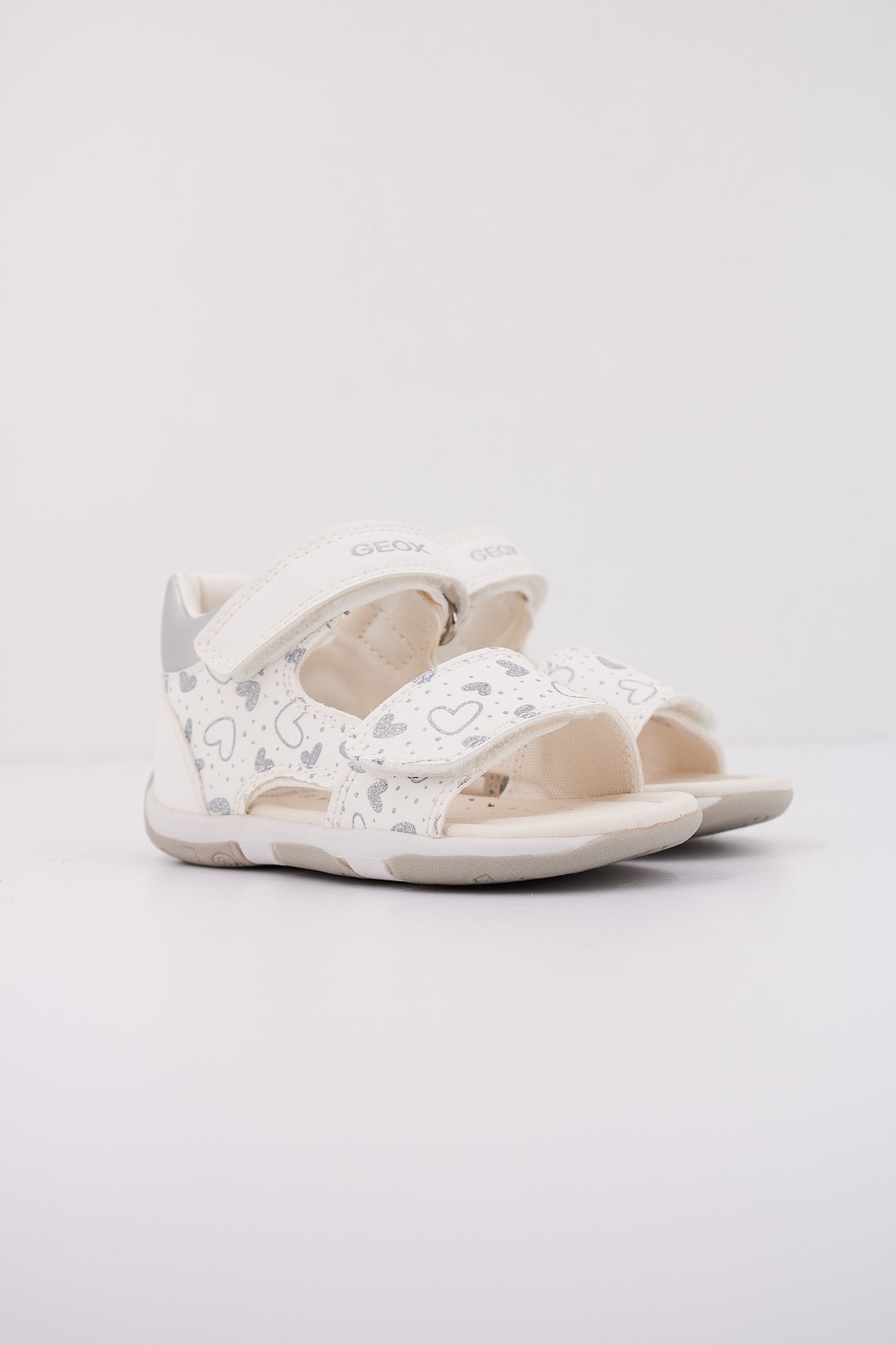 GEOX B SANDAL TAPUZ GIRL en color BLANCO  (2)
