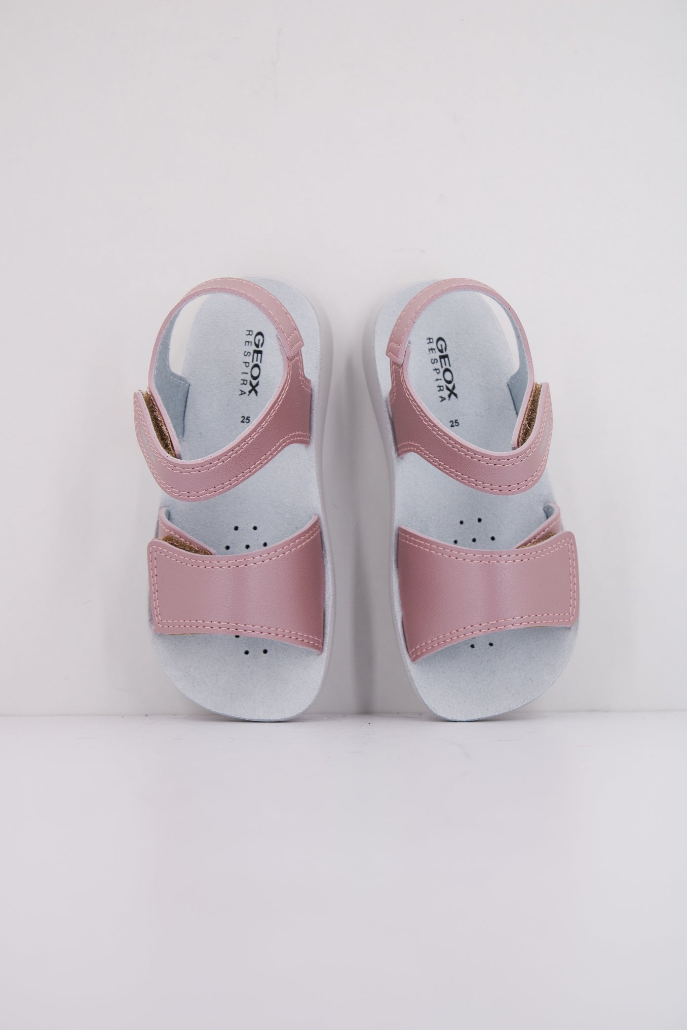 GEOX B SANDAL LIGHTFLOPPY en color ROSA  (3)