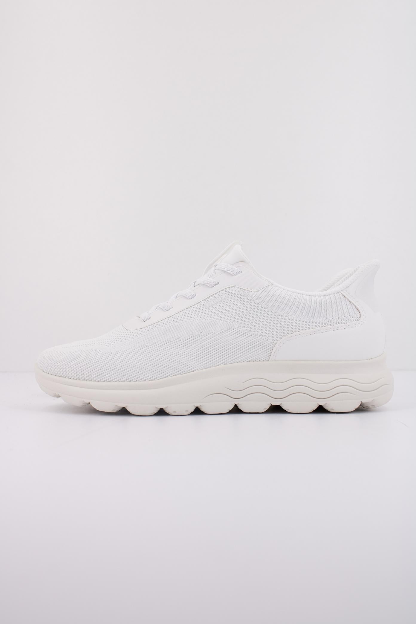 GEOX D SPHERICA PLUS en color BLANCO  (1)