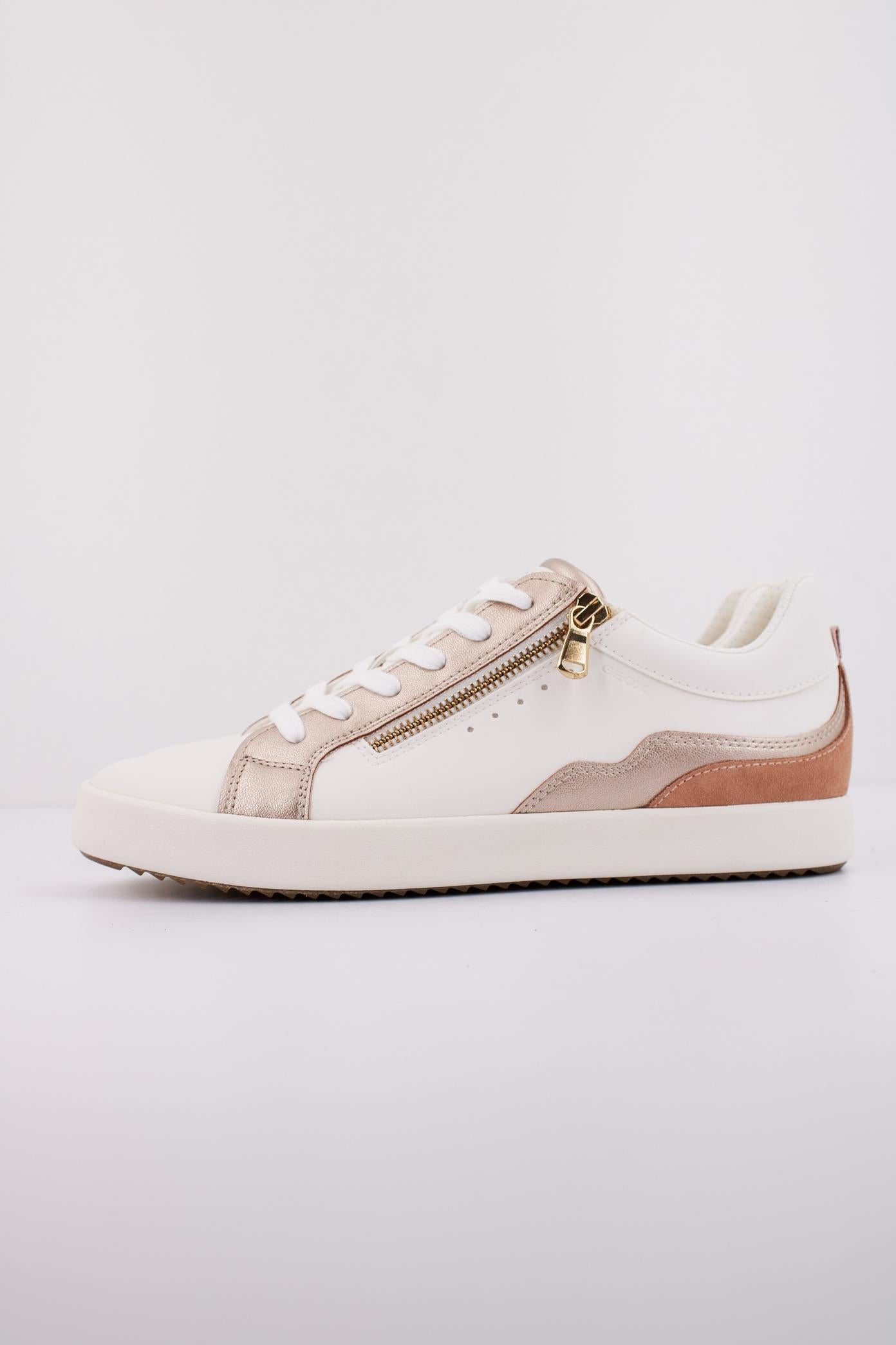 GEOX D BLOMIEE en color BLANCO  (1)