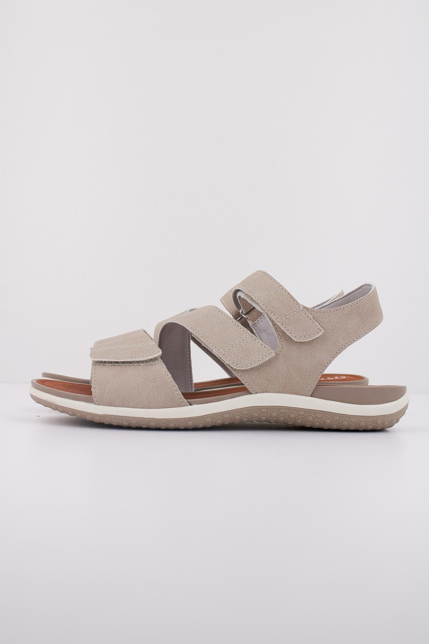 GEOX D SANDAL VEGA en color BEIS  (1)