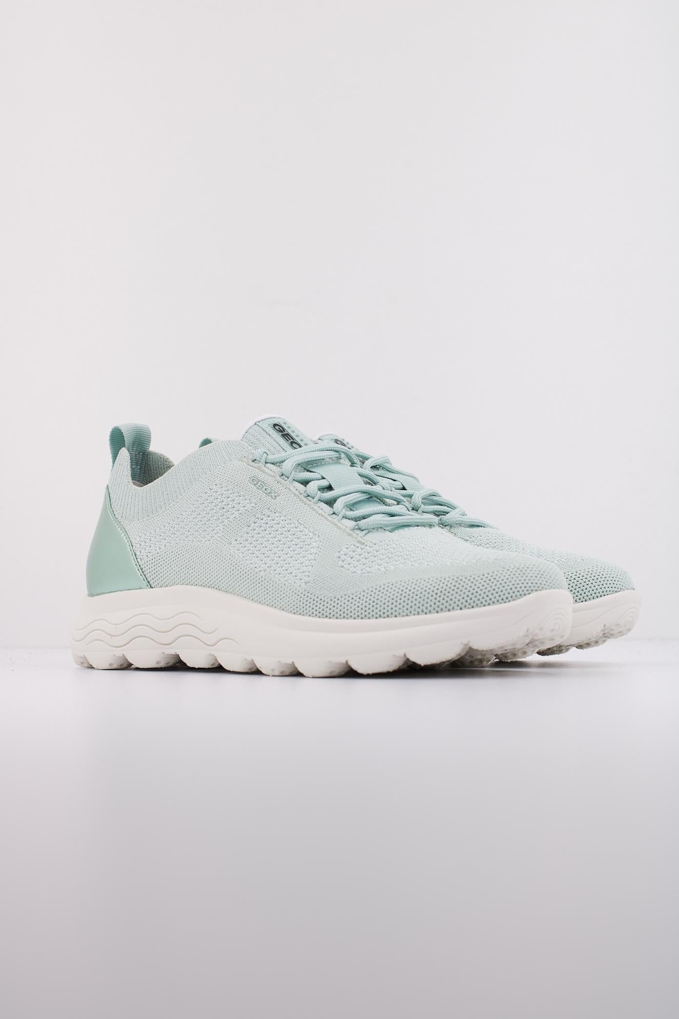 GEOX TBN D SPHERICA en color VERDE  (2)