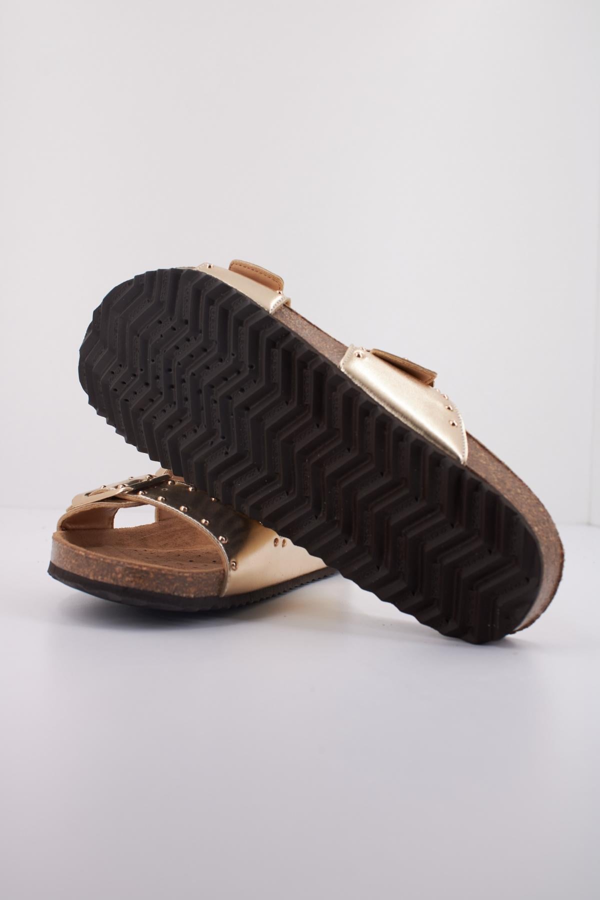 GEOX  D BRIONIA R en color ORO  (5)