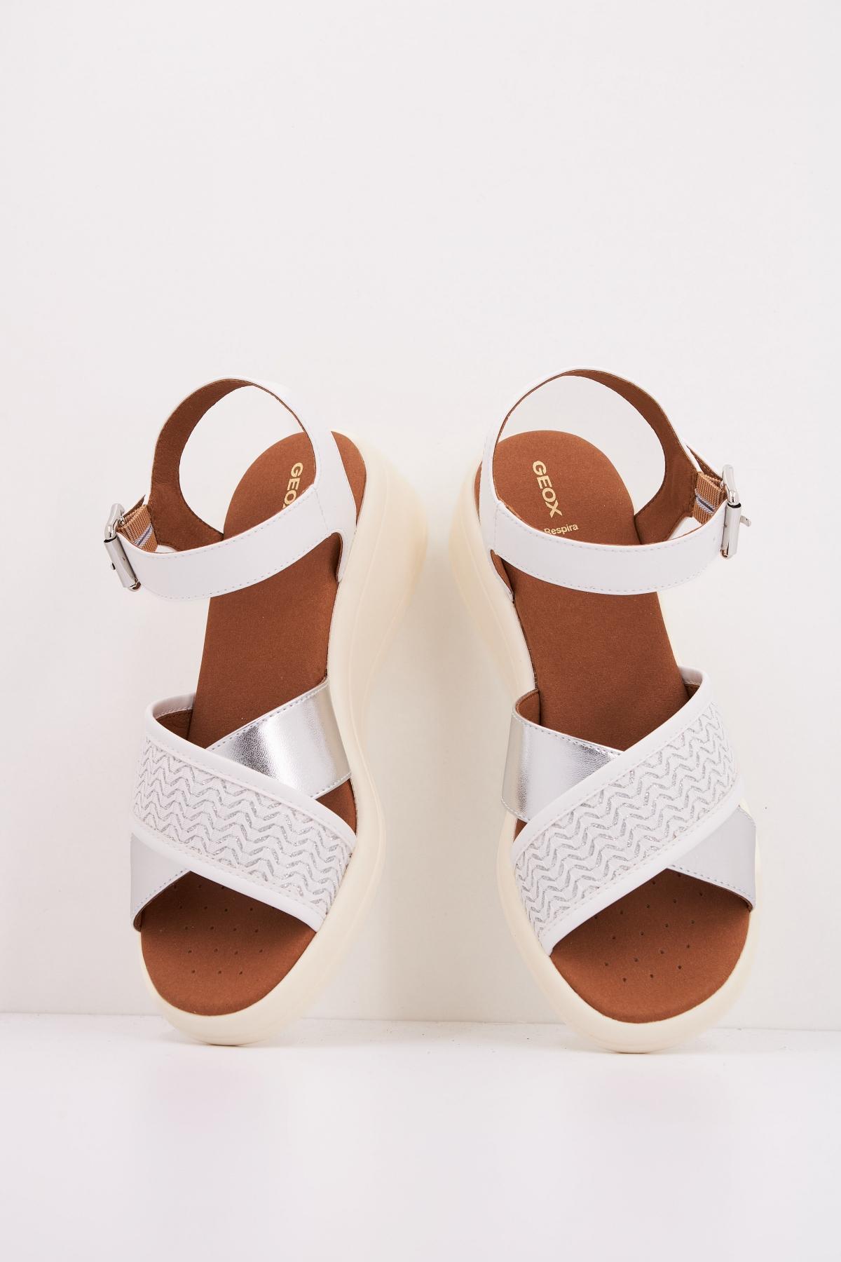 GEOX D MELICONIA en color BLANCO  (3)