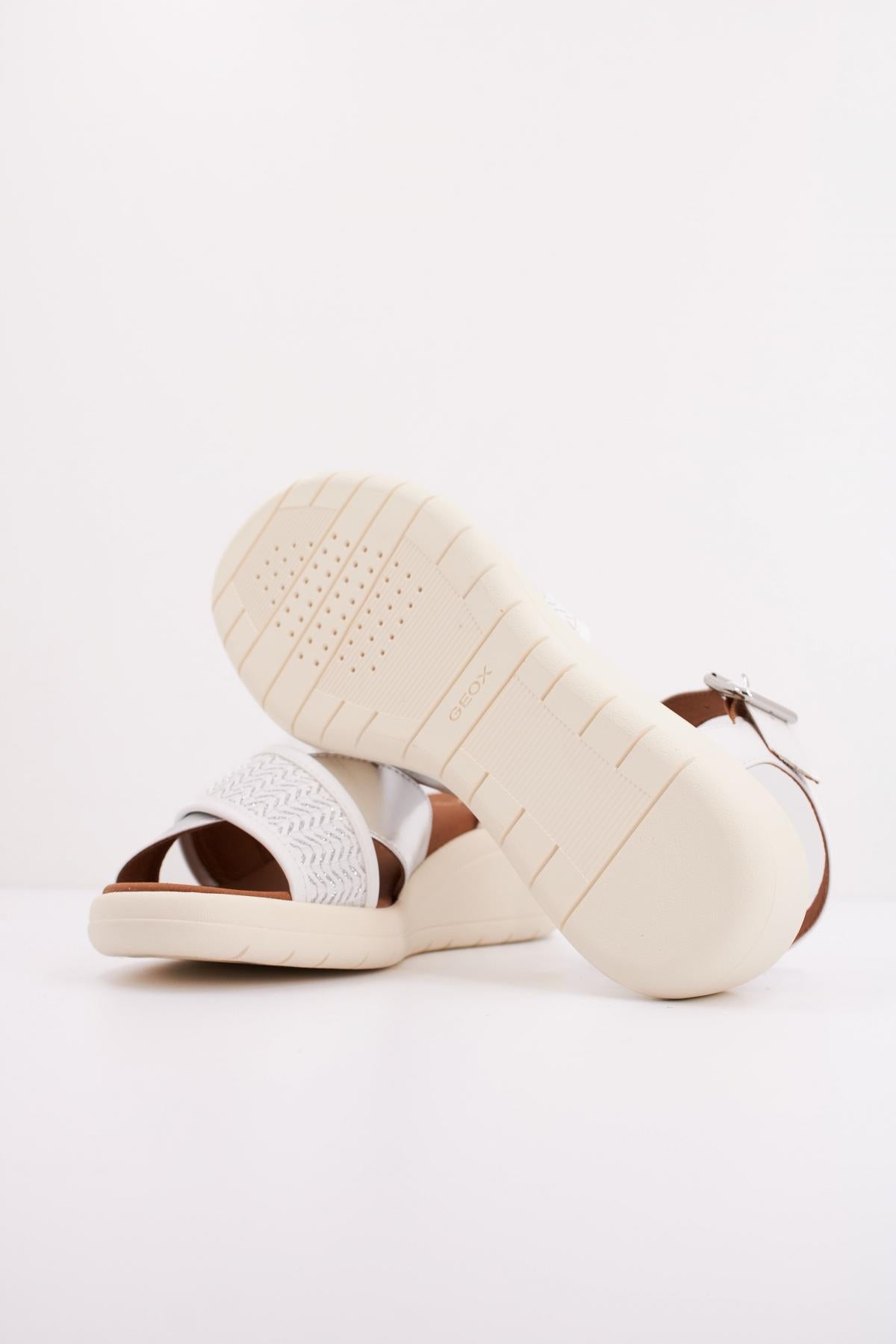 GEOX D MELICONIA en color BLANCO  (5)