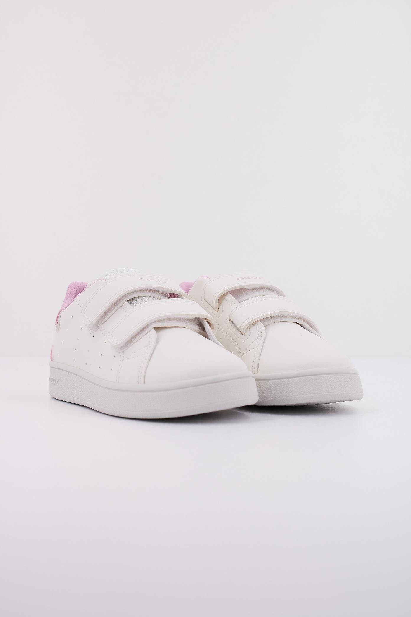 GEOX B ECLYPER GIRL en color BLANCO  (2)