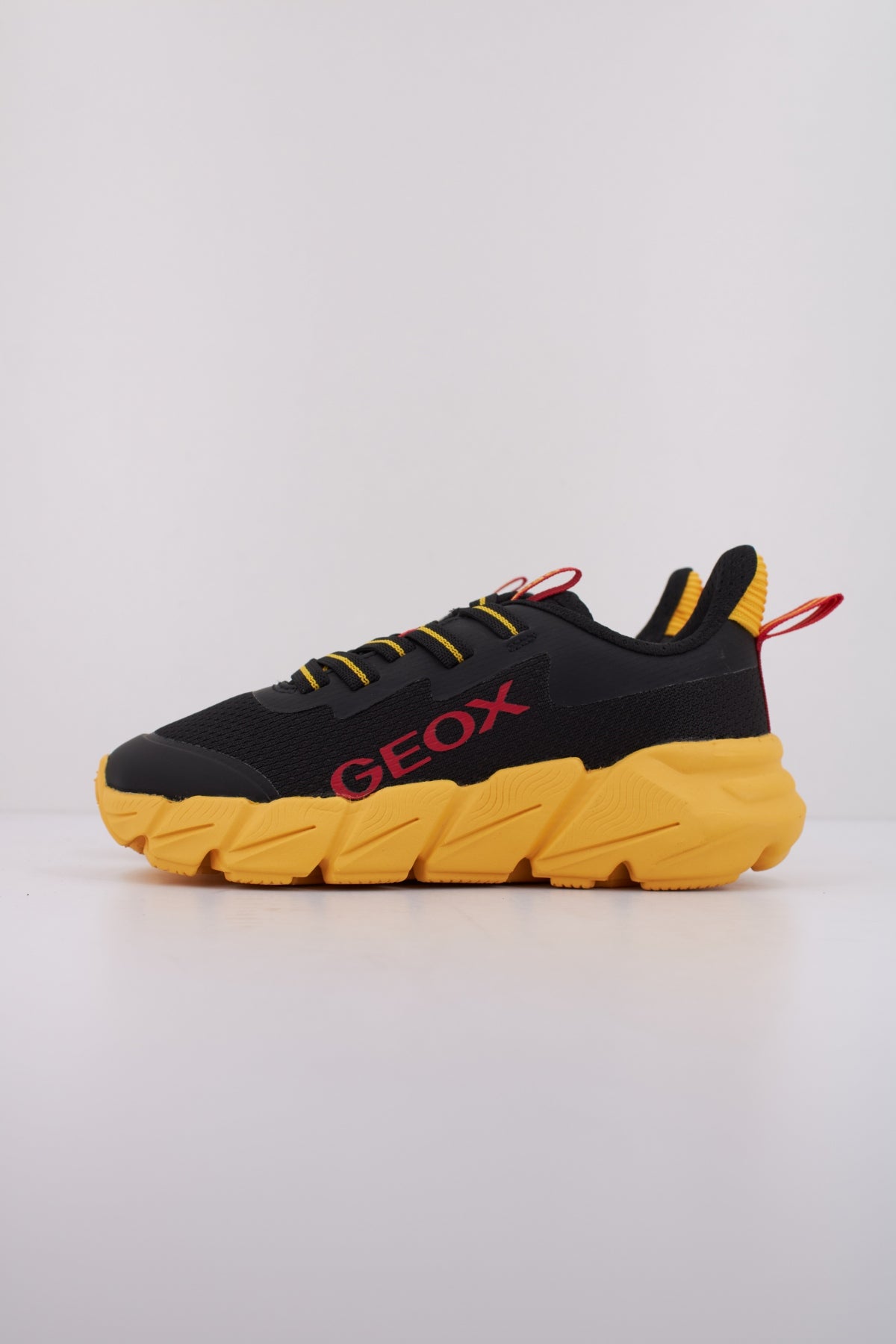 GEOX J FLEXYPER FAST BOY en color NEGRO  (1)