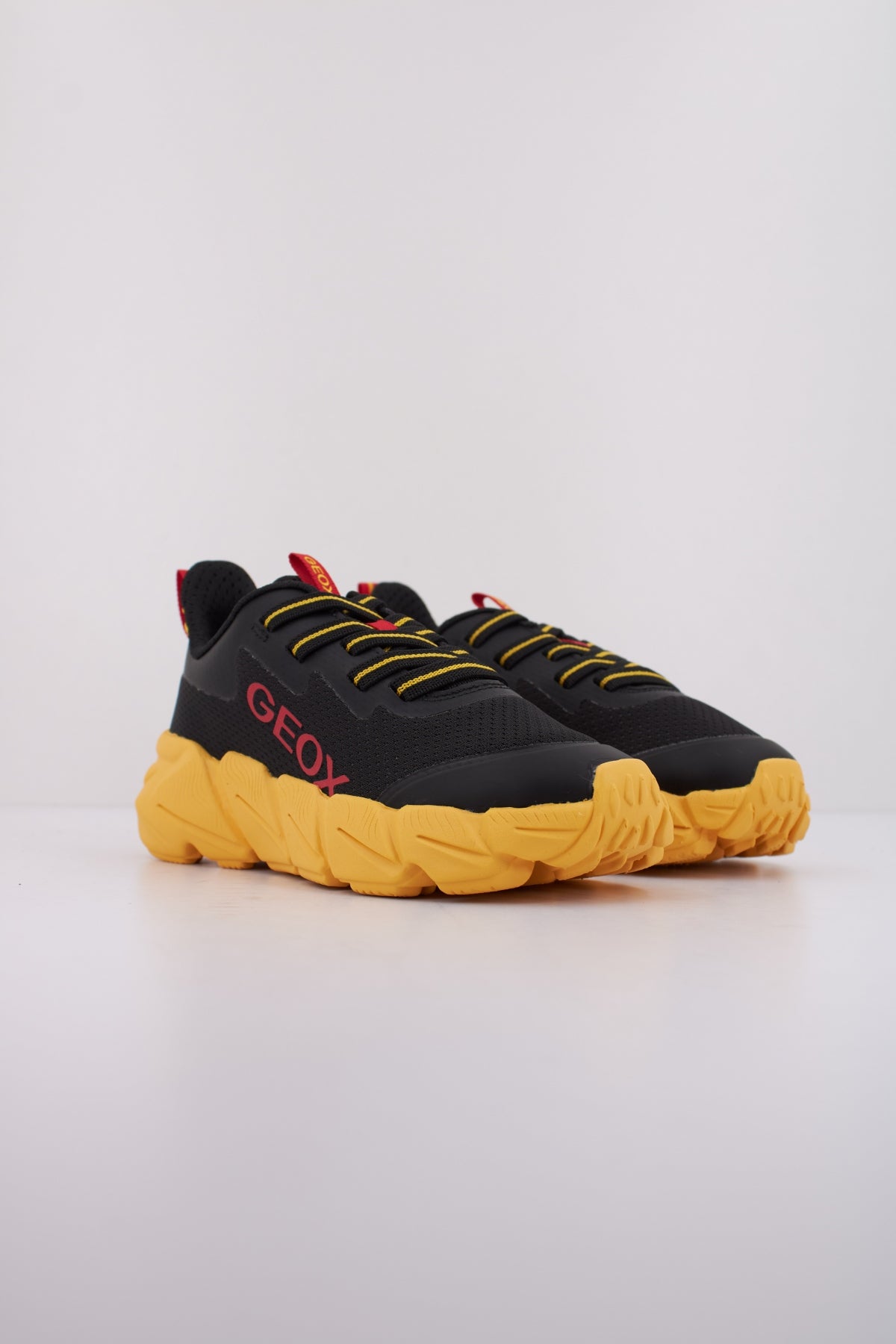 GEOX J FLEXYPER FAST BOY en color NEGRO  (2)