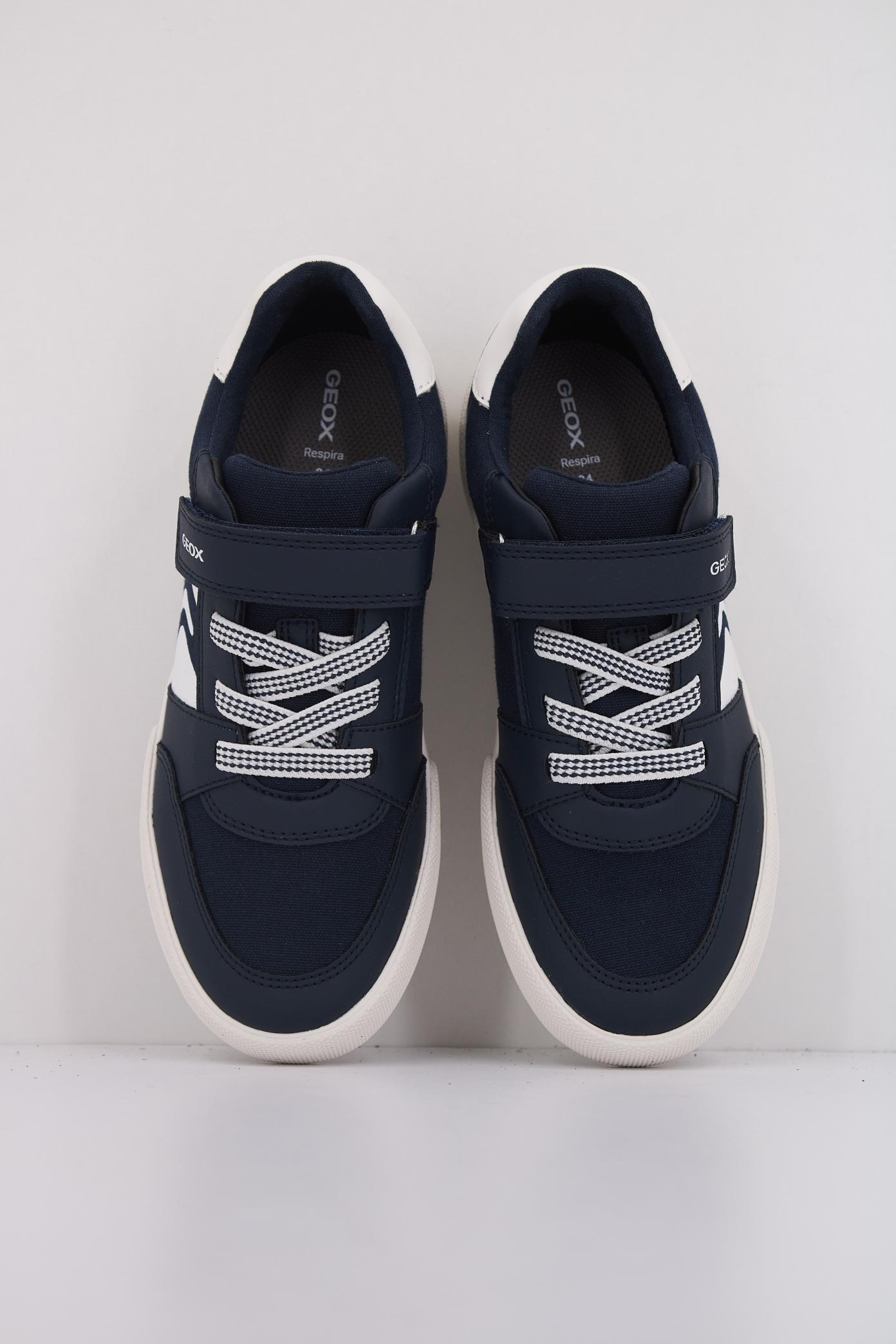 GEOX J GISLI BOY en color AZUL  (3)