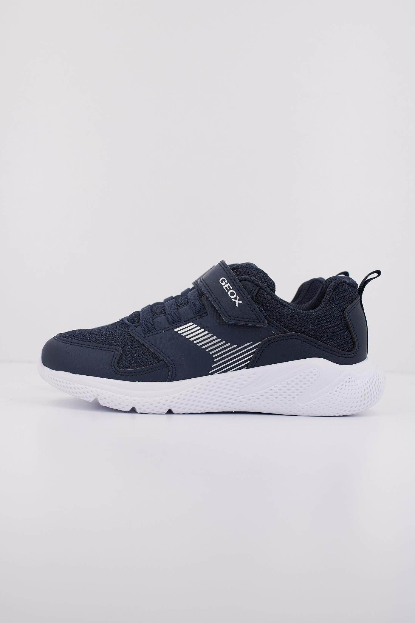 GEOX J SPRINTYE BOY en color AZUL  (1)