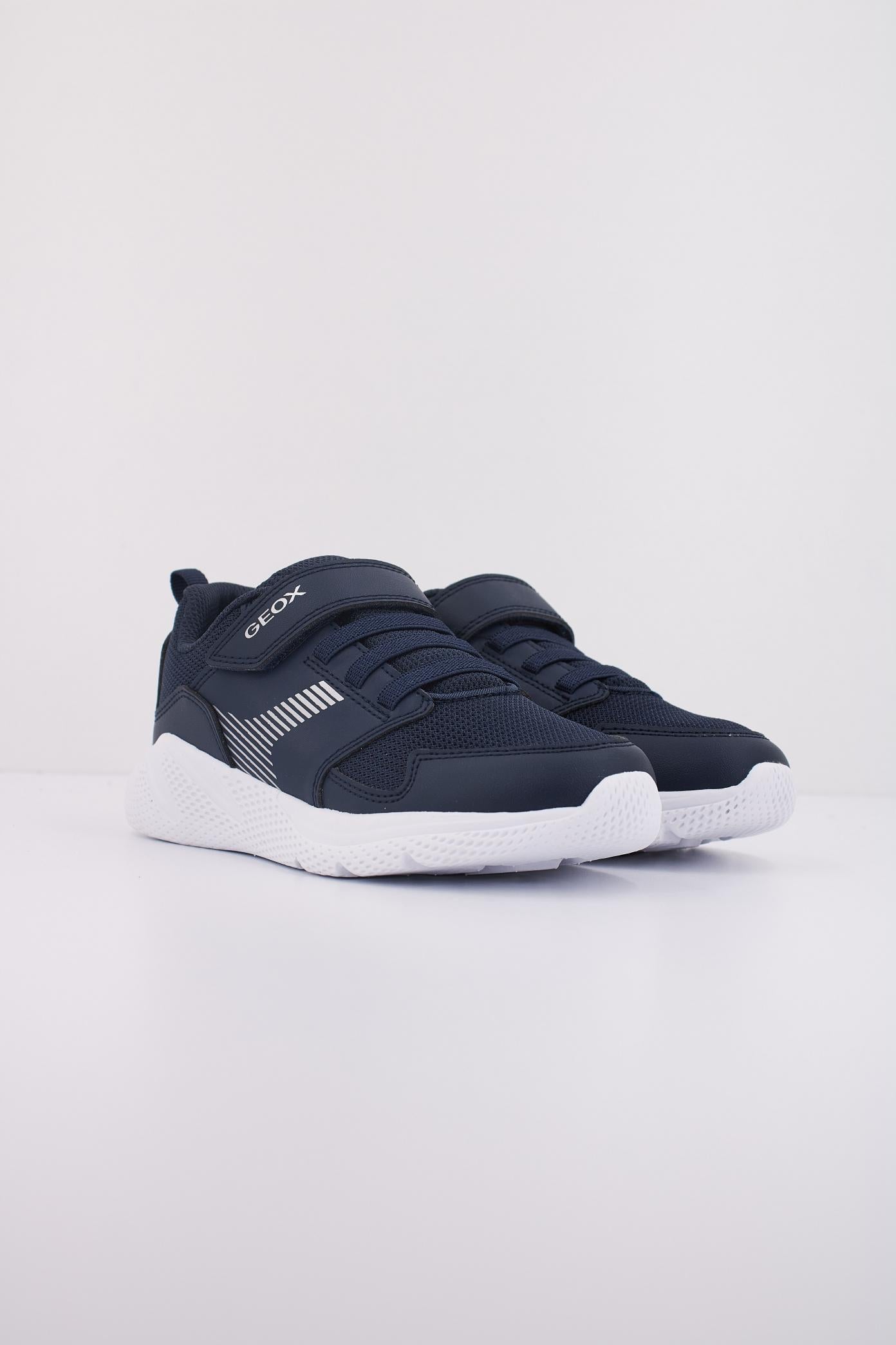 GEOX J SPRINTYE BOY en color AZUL  (2)